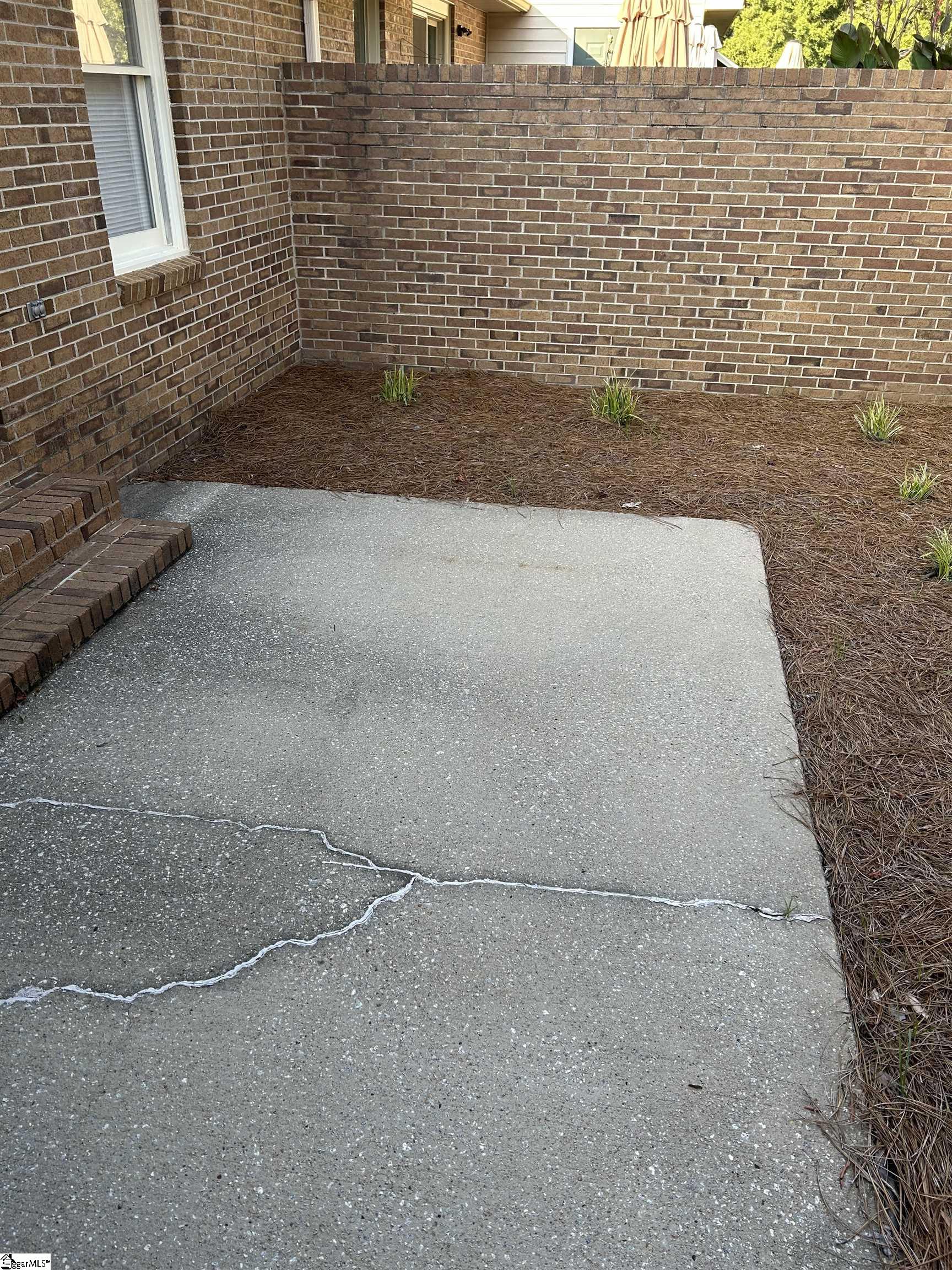102 Heritage West Court Property Photo 14