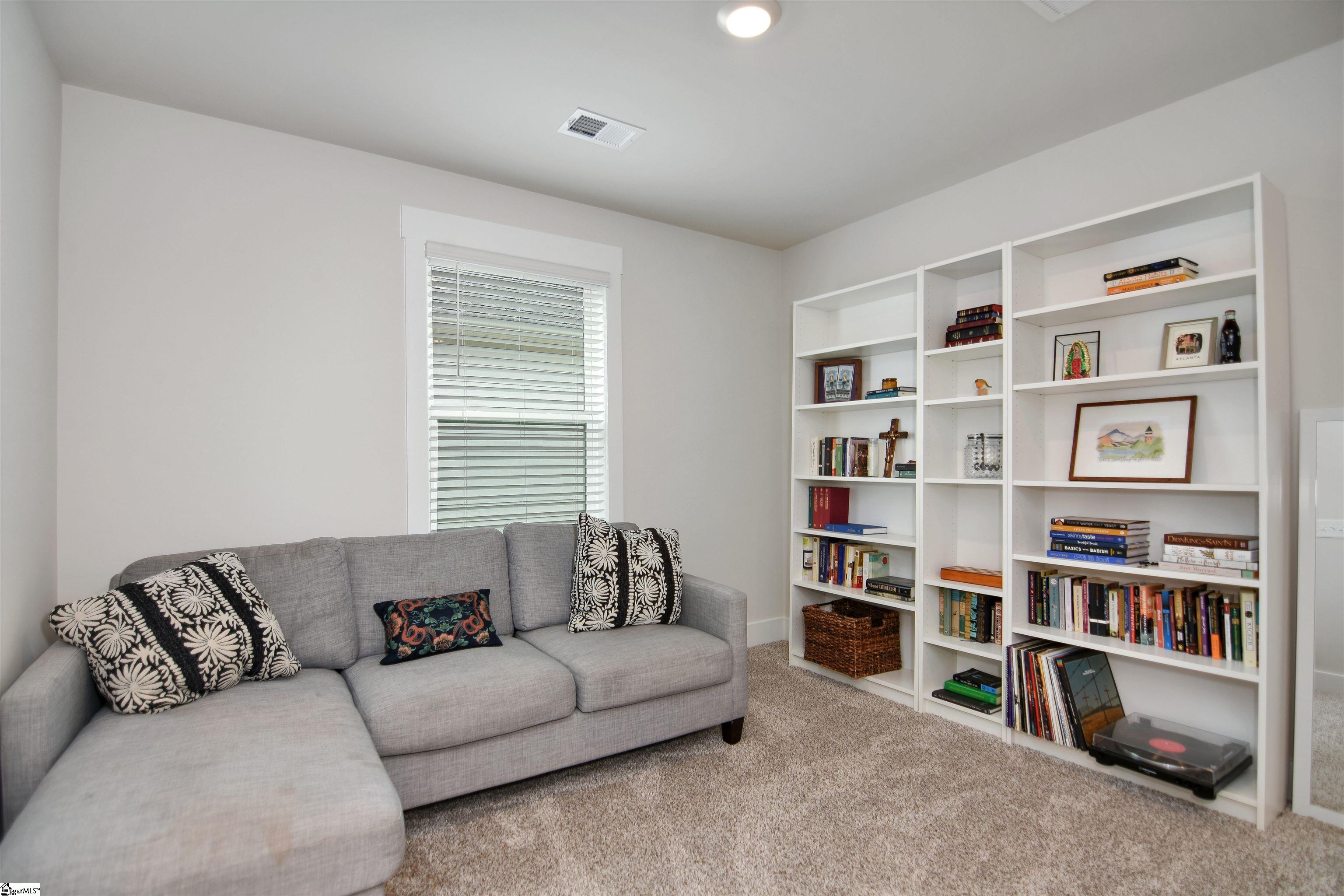 105 Boren Way Property Photo 19