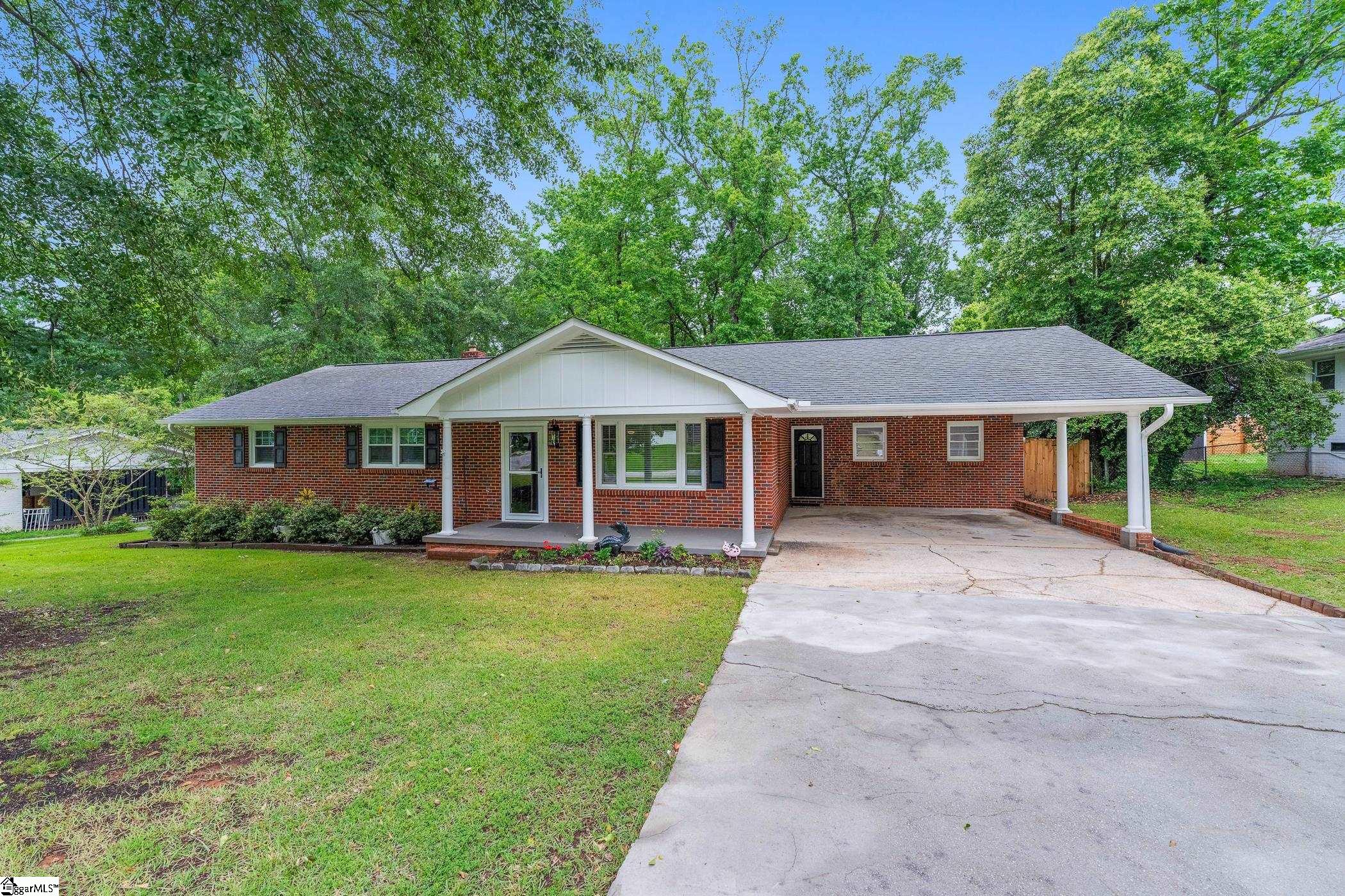 502 Hunts Bridge Road Property Photo 1
