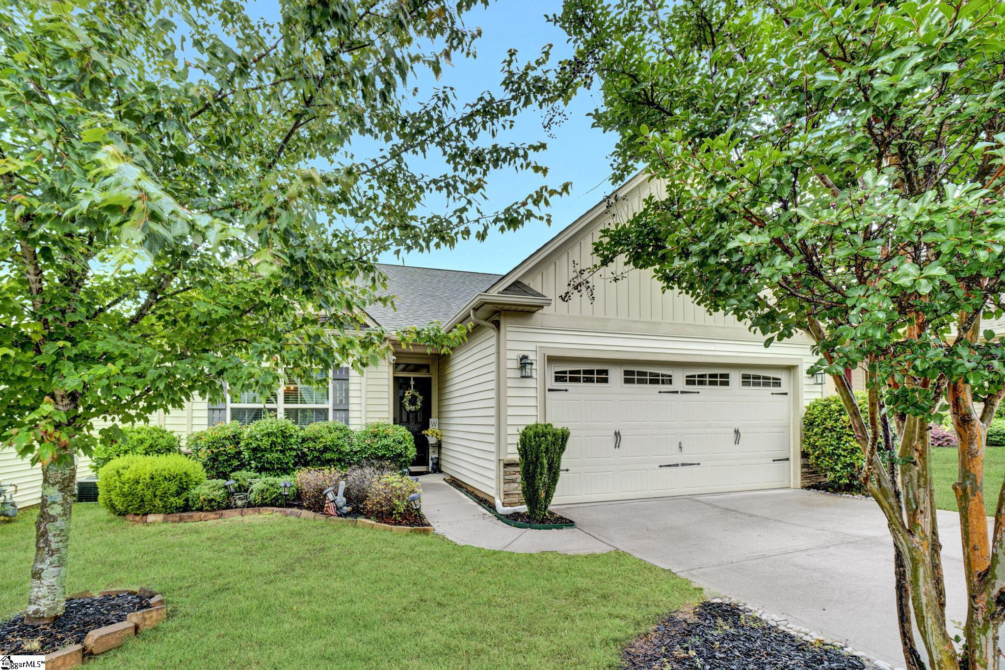 104 Penrith Court Property Photo 1