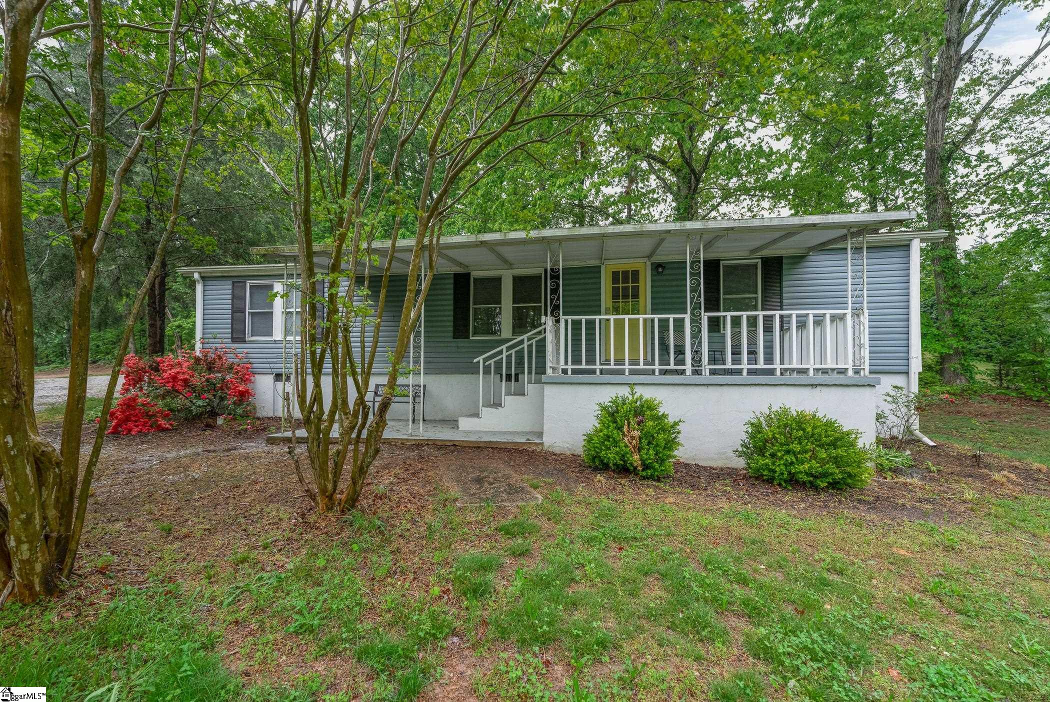 413 E Mountain Creek Road Property Photo 1