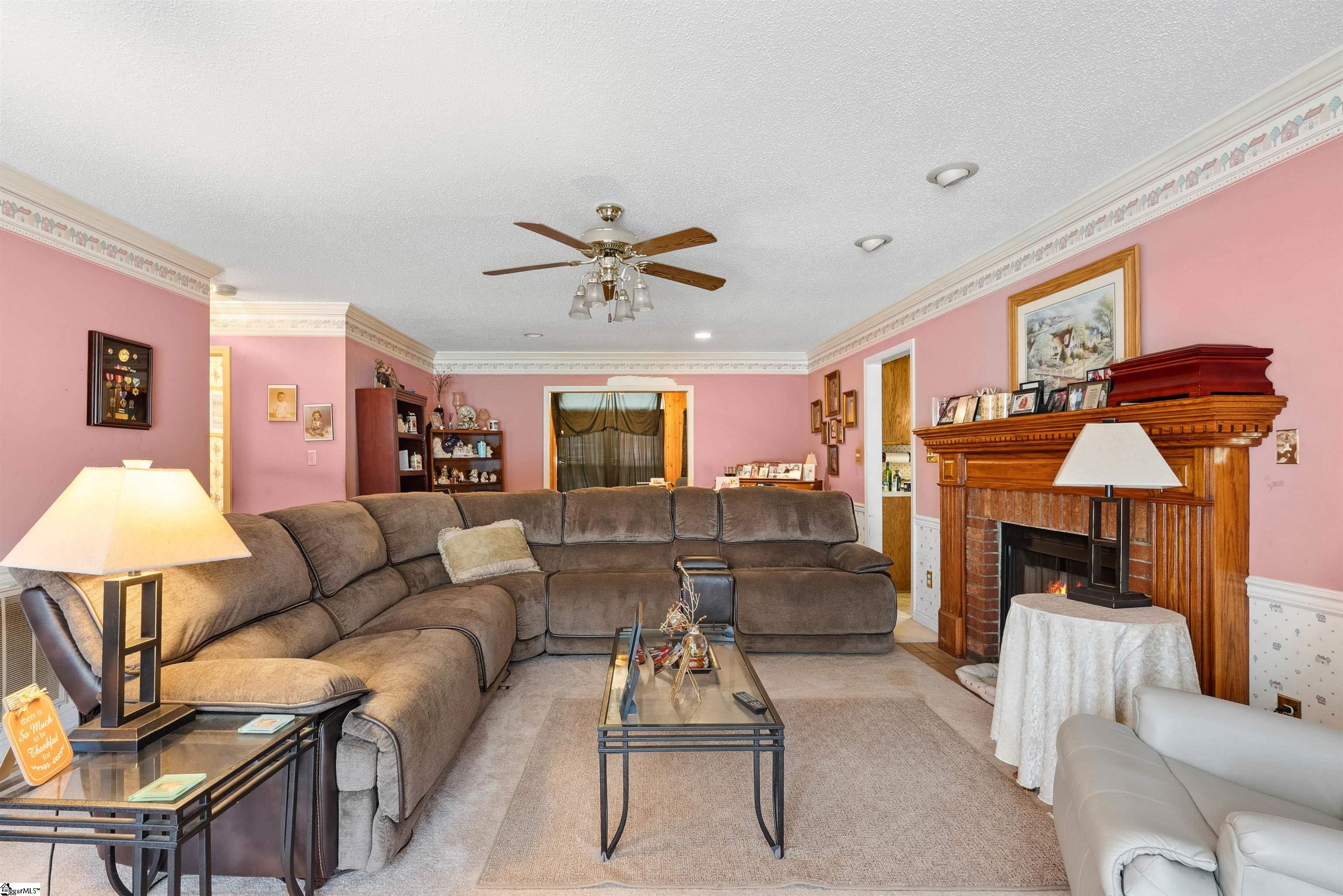 11 Midland Court Property Photo 4