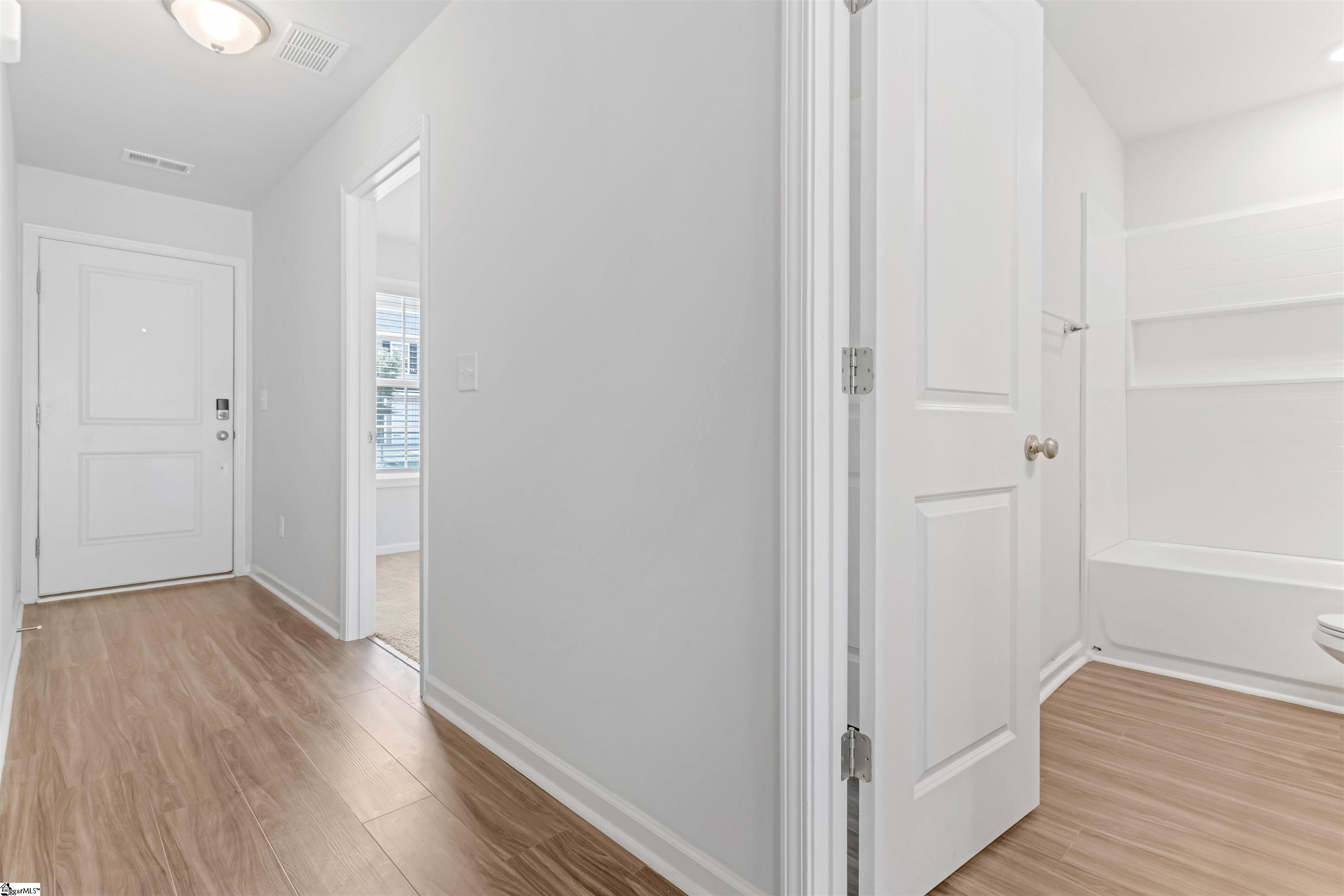308 Siskin Place Property Photo 4