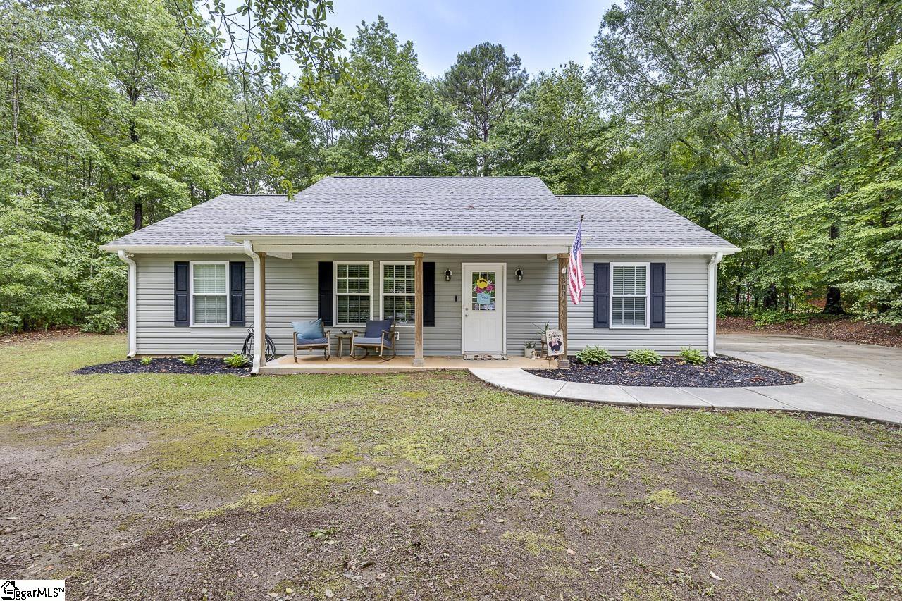 300 Bell Mill Lane Property Photo 1