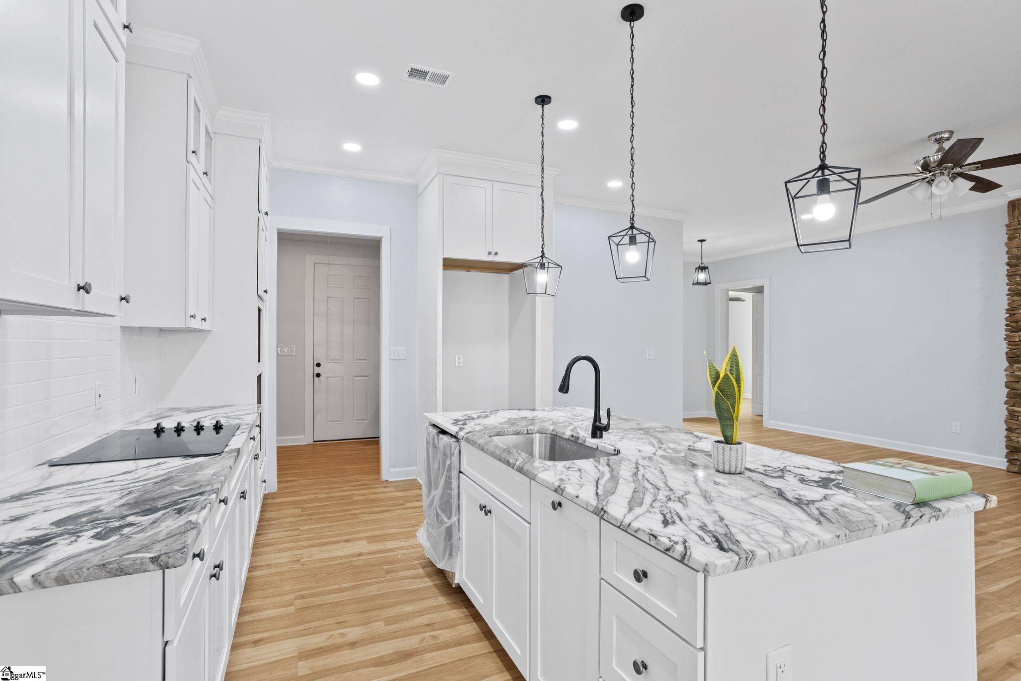 2705 Brook Hollow Drive Property Photo 11
