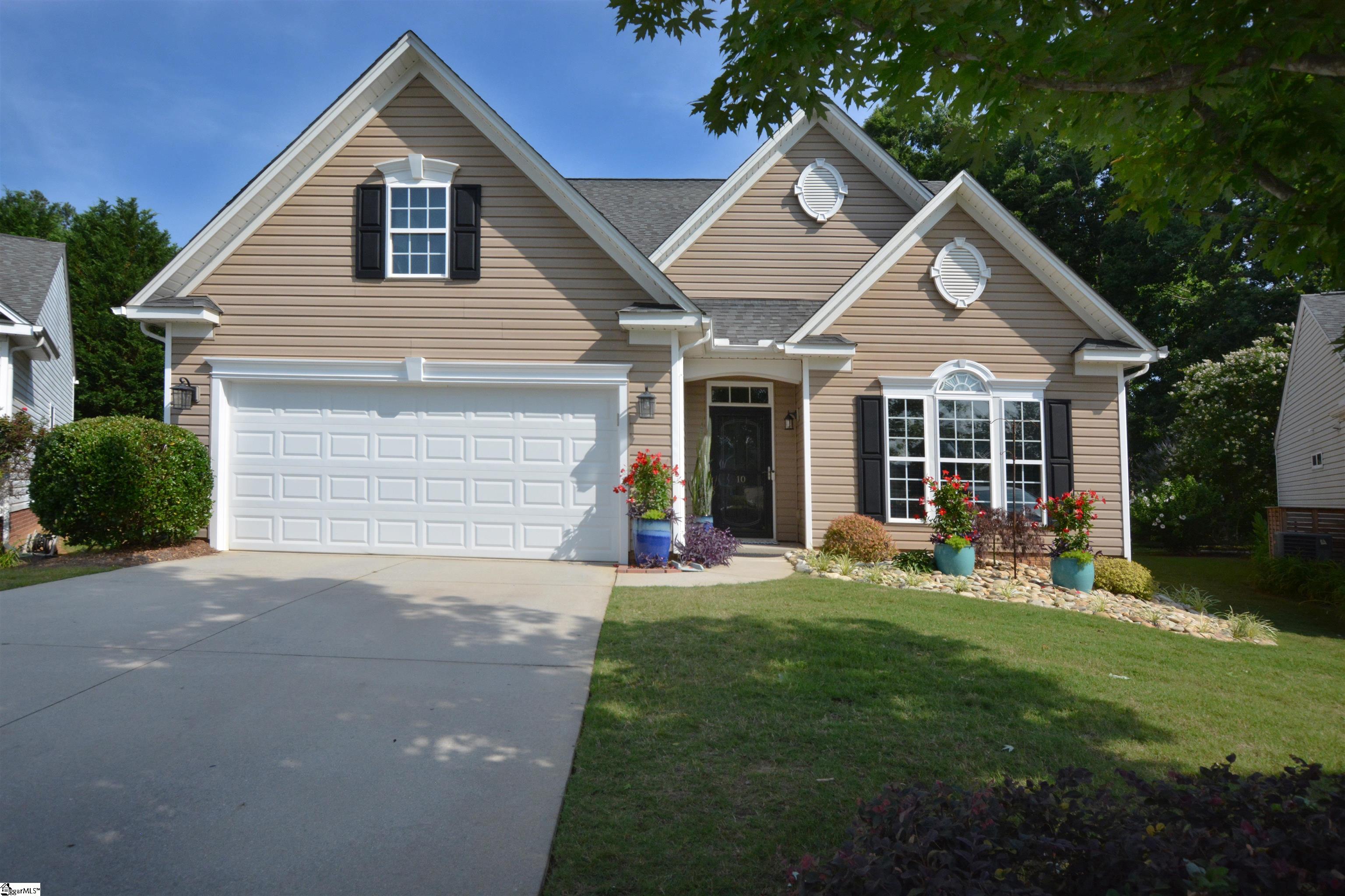 10 Bamburgh Brae Court Property Photo 1