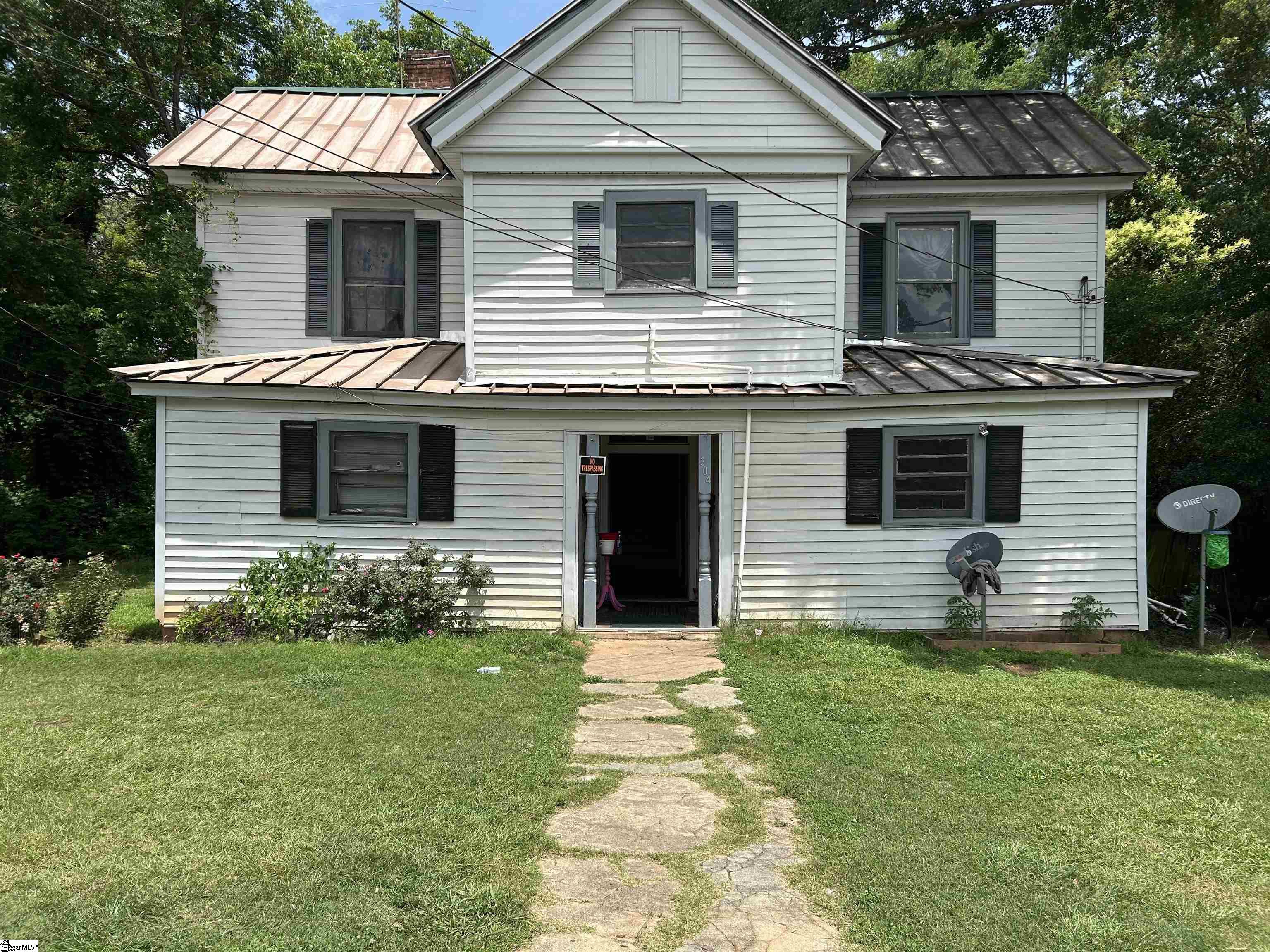 304 Jones Street Property Photo