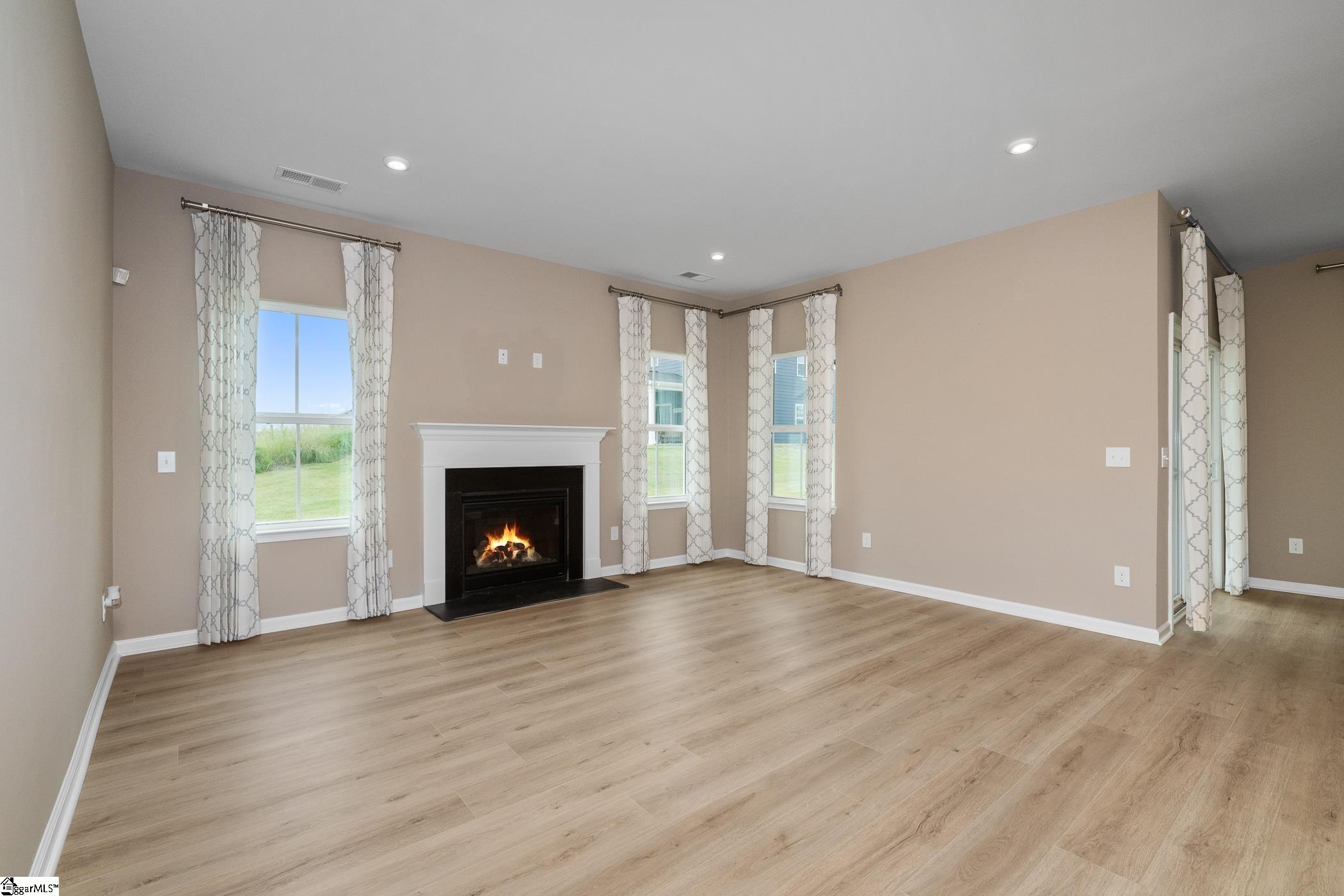 6010 Ives Avenue Property Photo 4