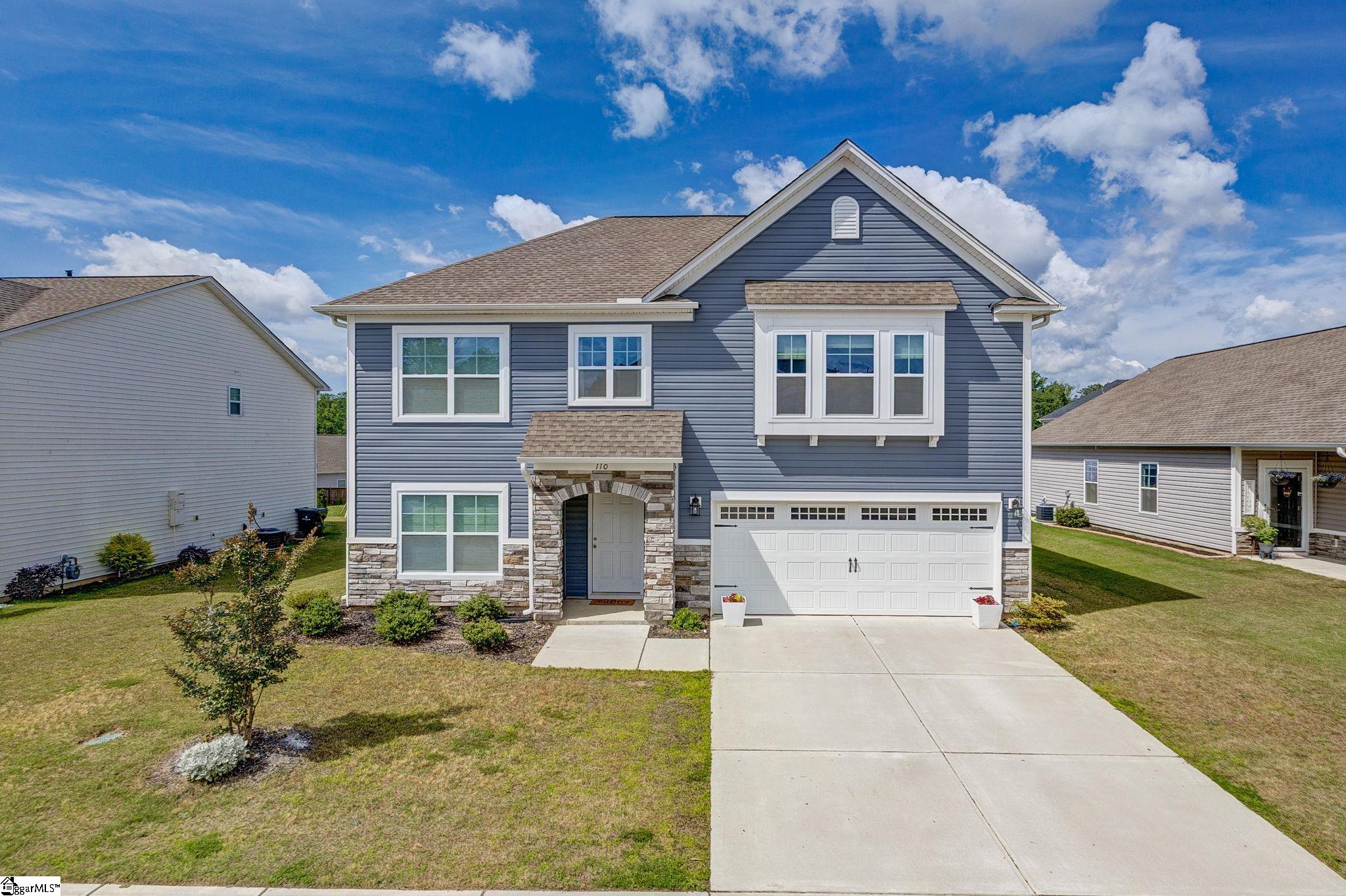 110 Frost Flower Way Property Photo 1