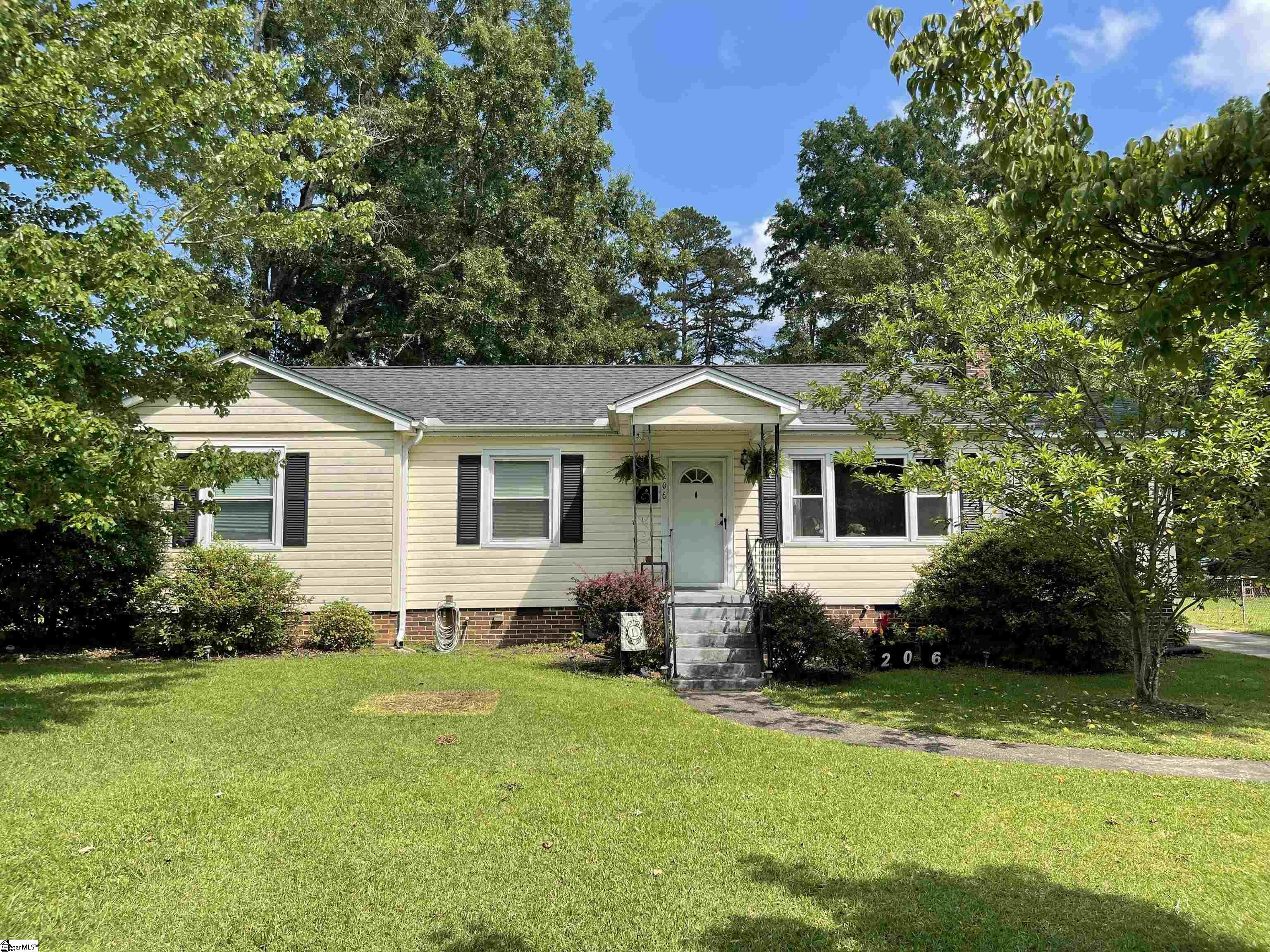 206 Caldwell Street Property Photo 1