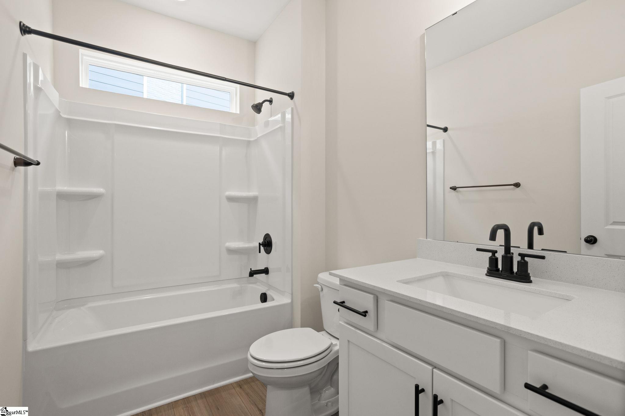 652 Columbus Circle Property Photo 27