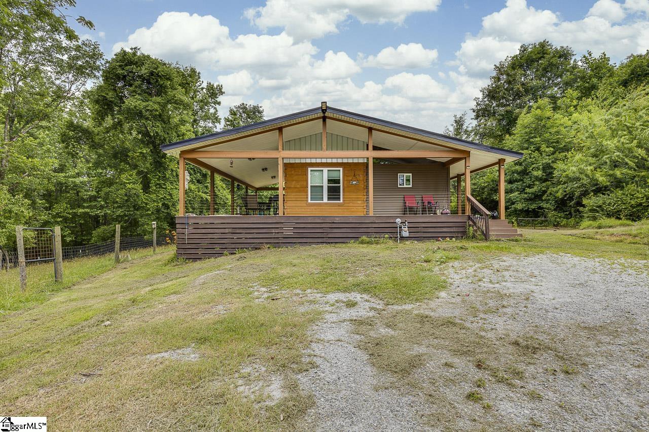 102 Connelly Road Property Photo 1