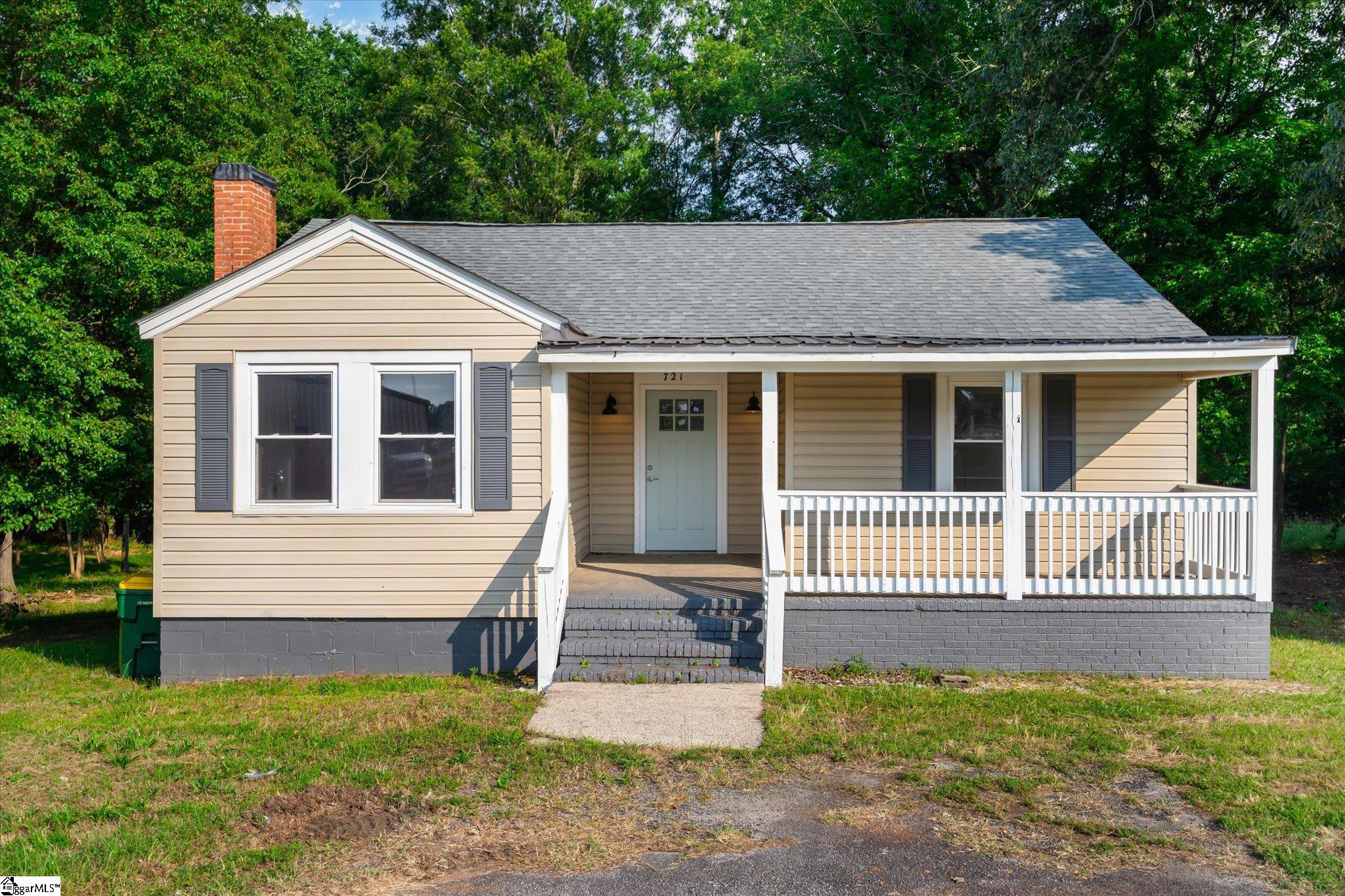 721 Central Street Property Photo 1