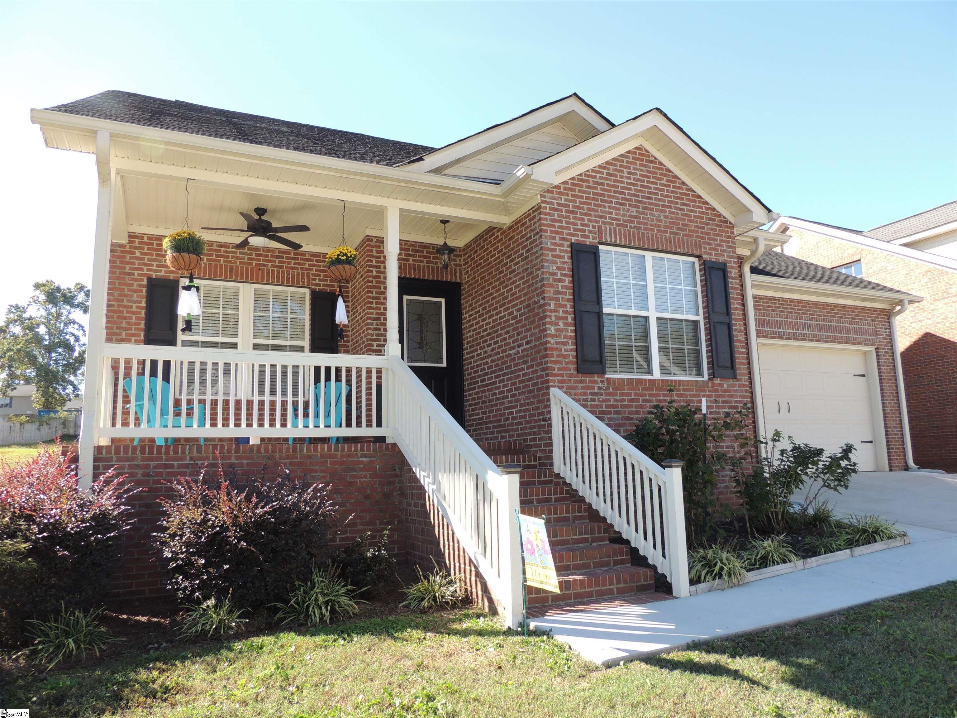 1560740 Property Photo 1