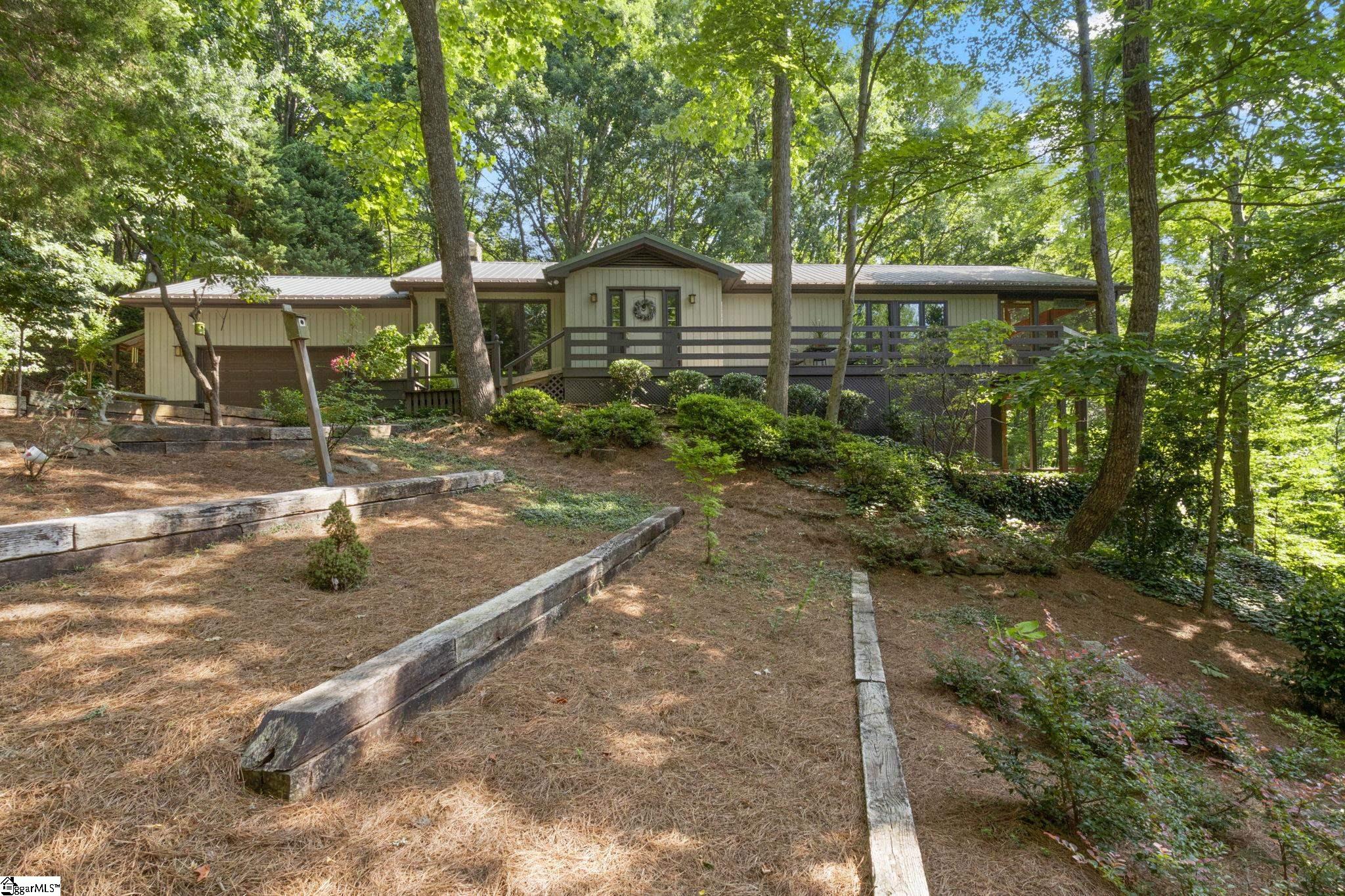 56 Cardinal Circle Property Photo 1