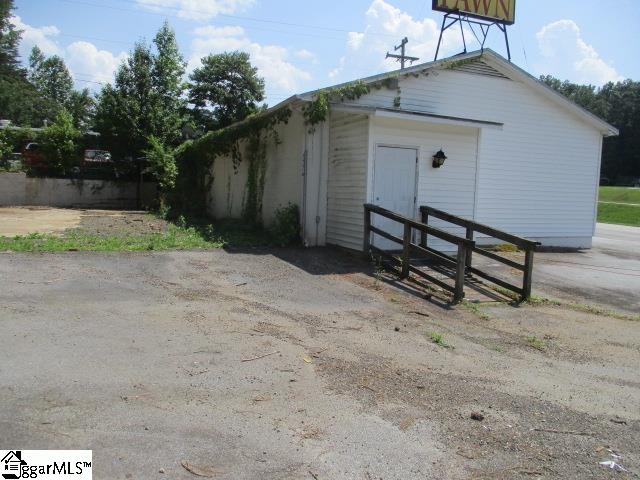 26 Walnut Lane Property Photo 10
