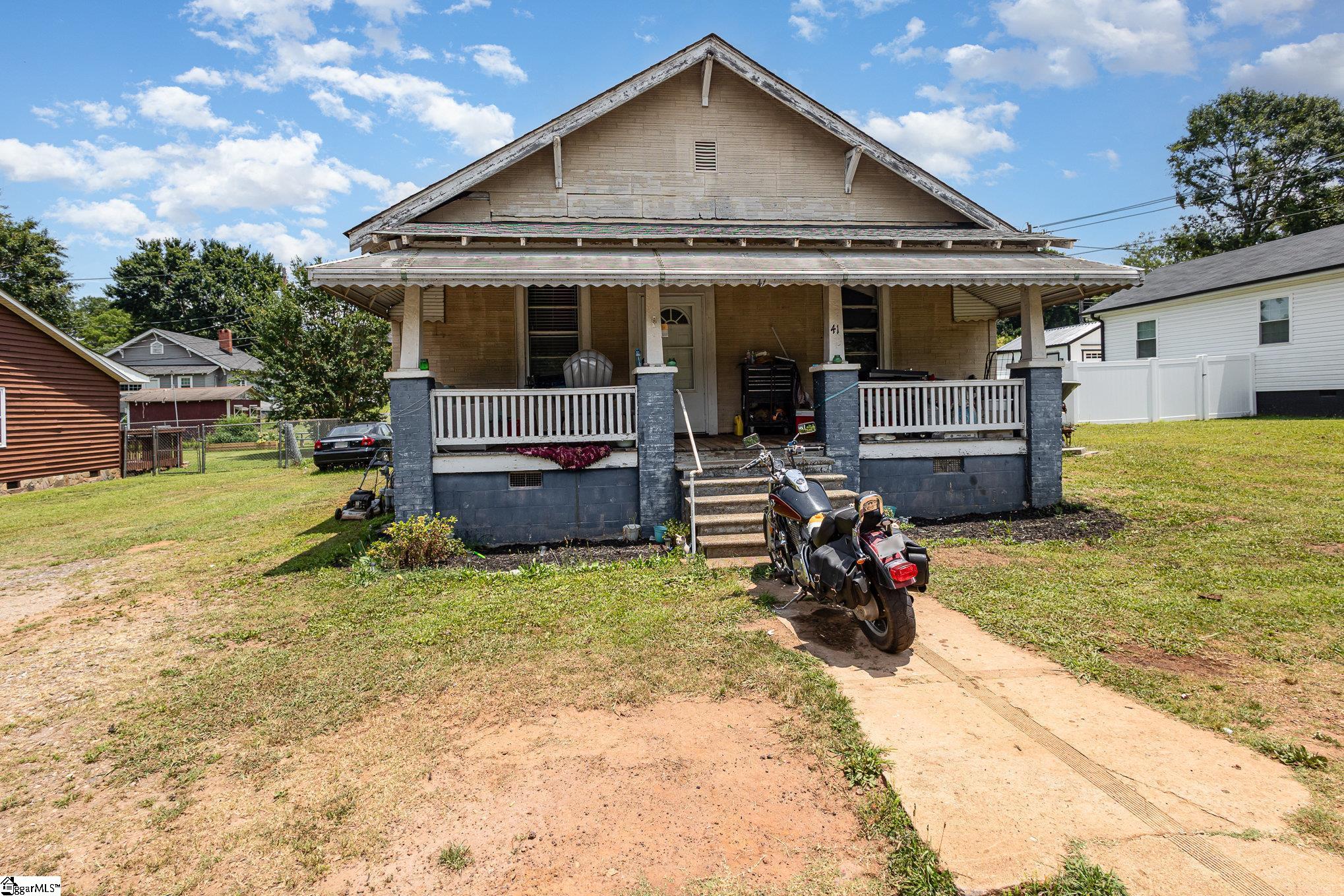 41 Chestnut Street Property Photo
