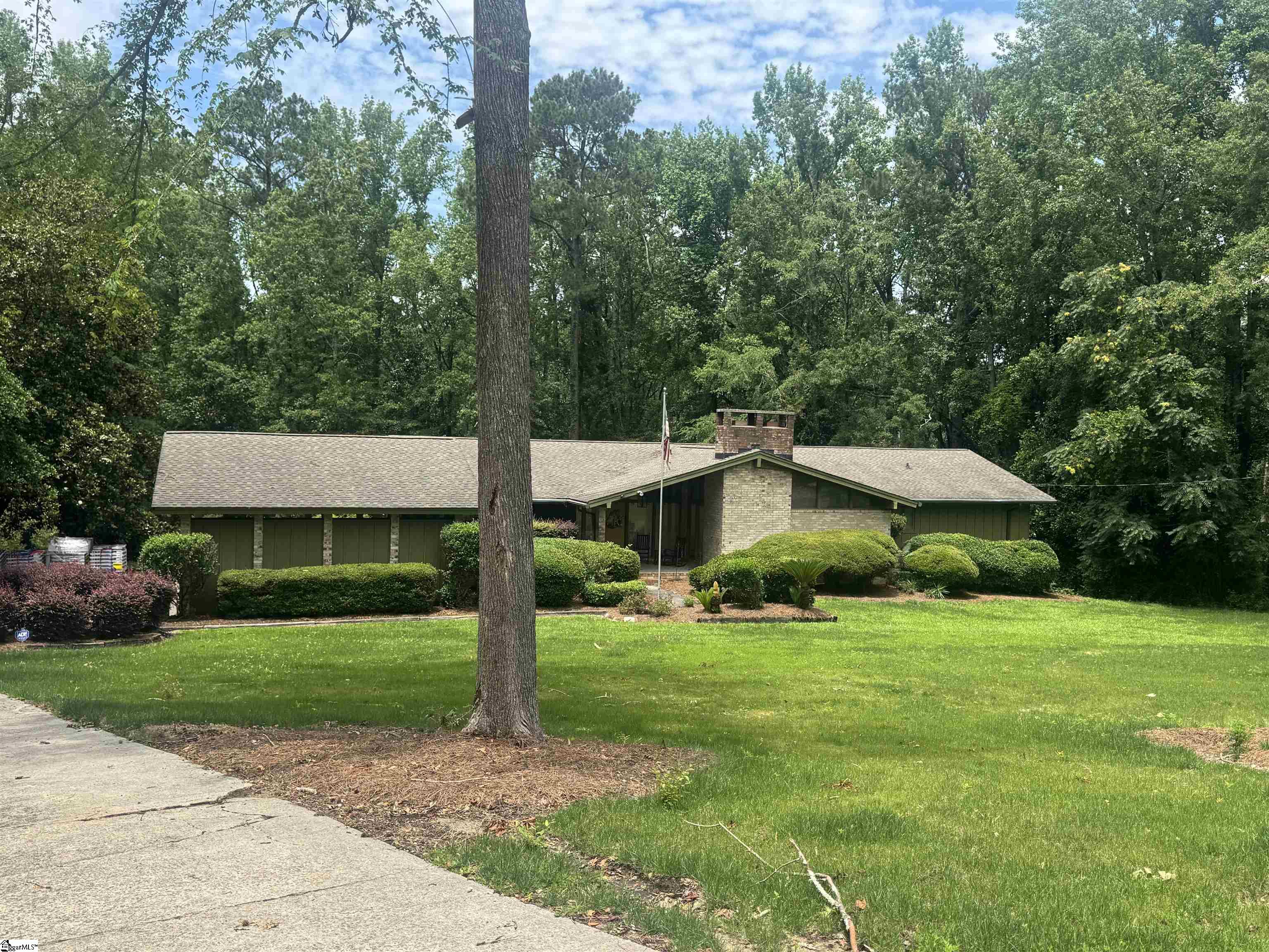 216 Sheppard Drive Property Photo 1