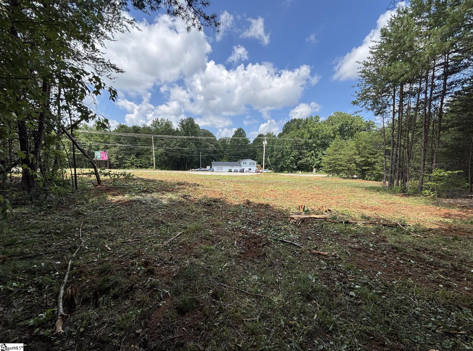 00 New Woodruff Road Property Photo 9