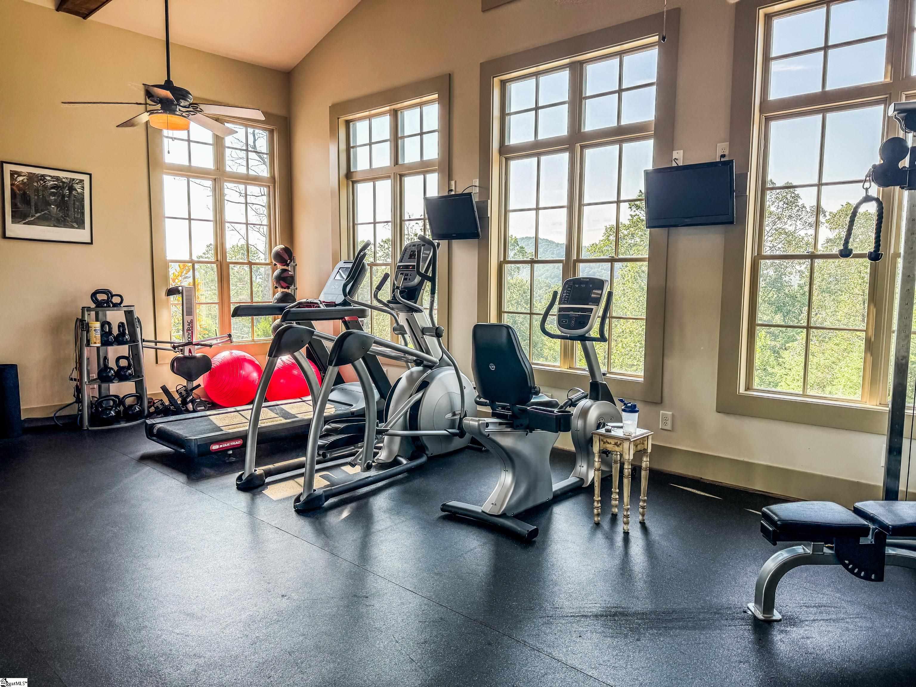 728/802 Scharlin Drive Property Photo 16