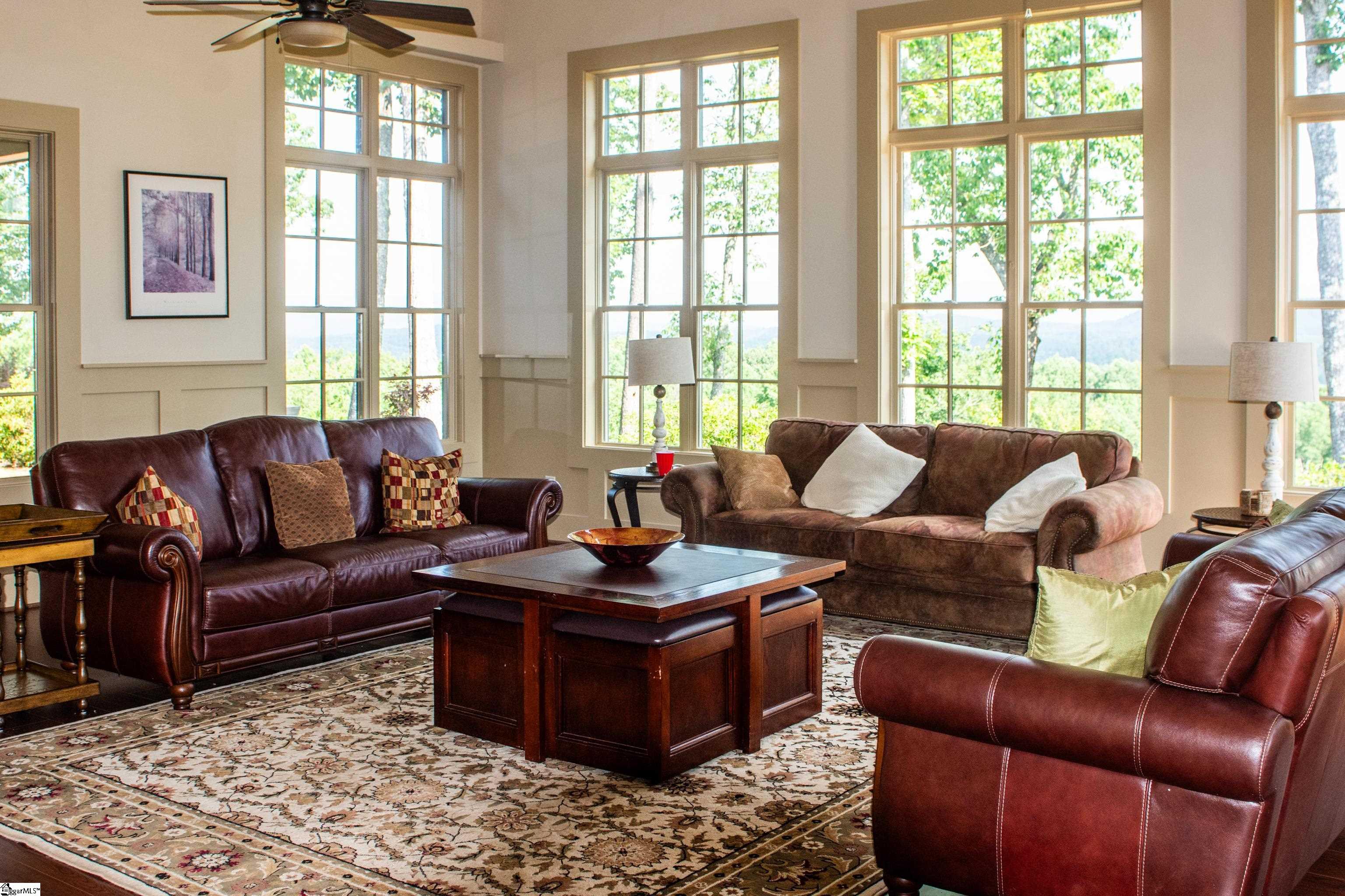 728/802 Scharlin Drive Property Photo 18