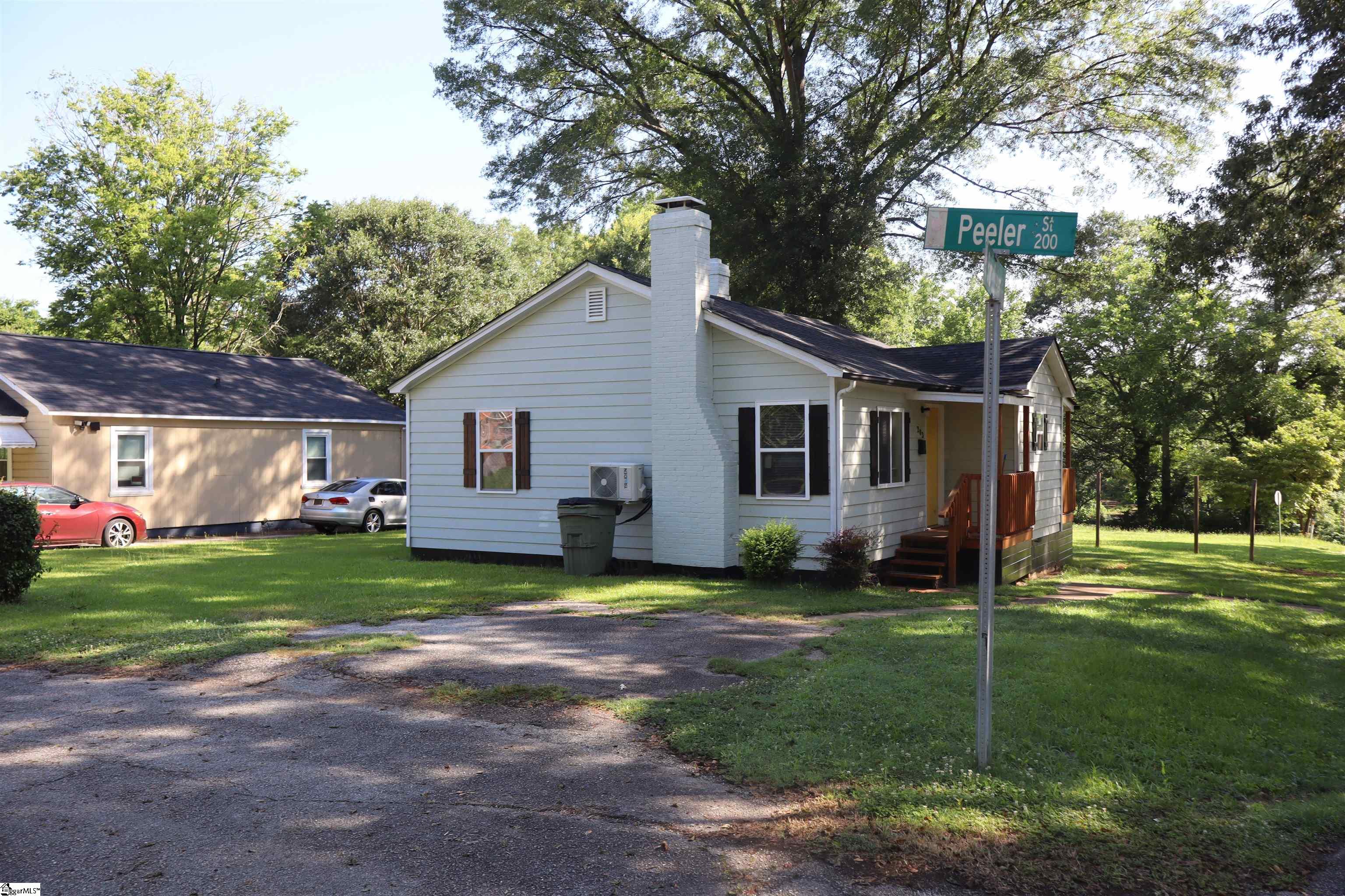 203 Short Peeler Street Property Photo