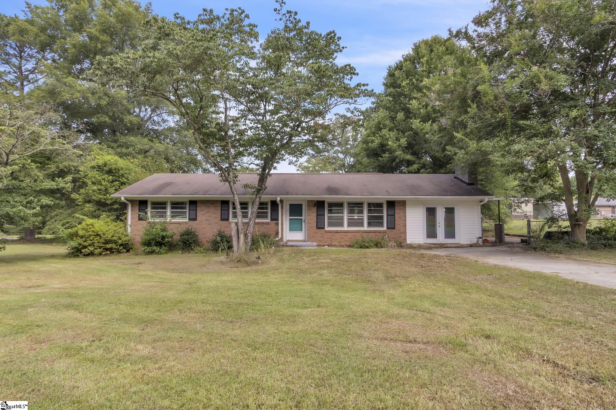 304 Project Road Property Photo 1