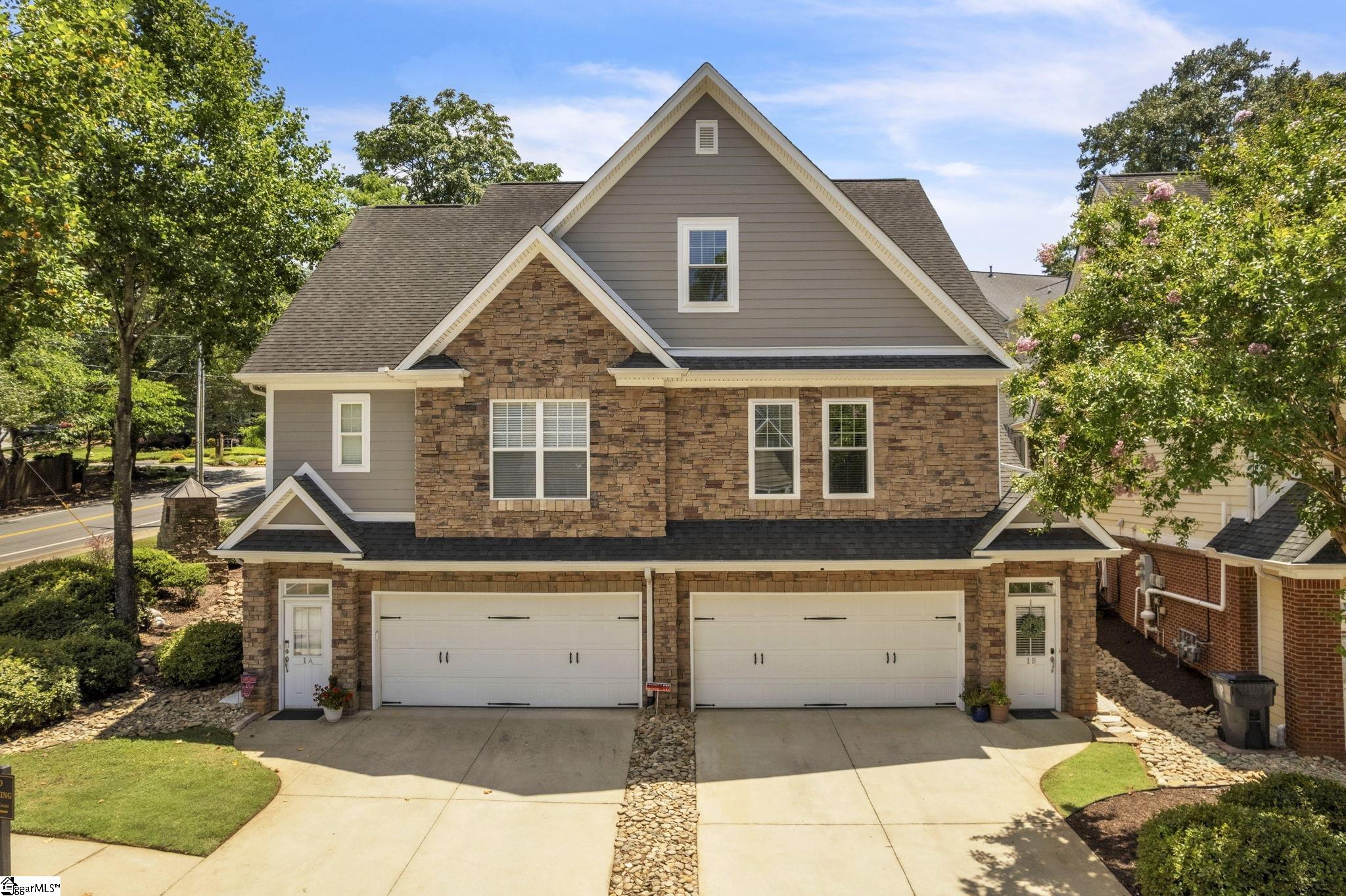 1 Edge Court Property Photo 1