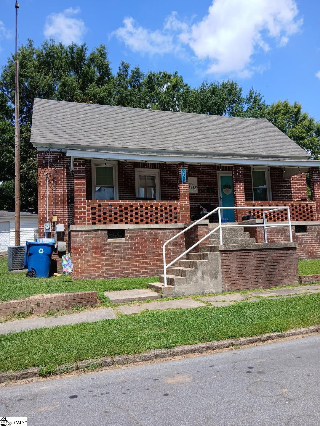 228 Saco Avenue Property Photo 1