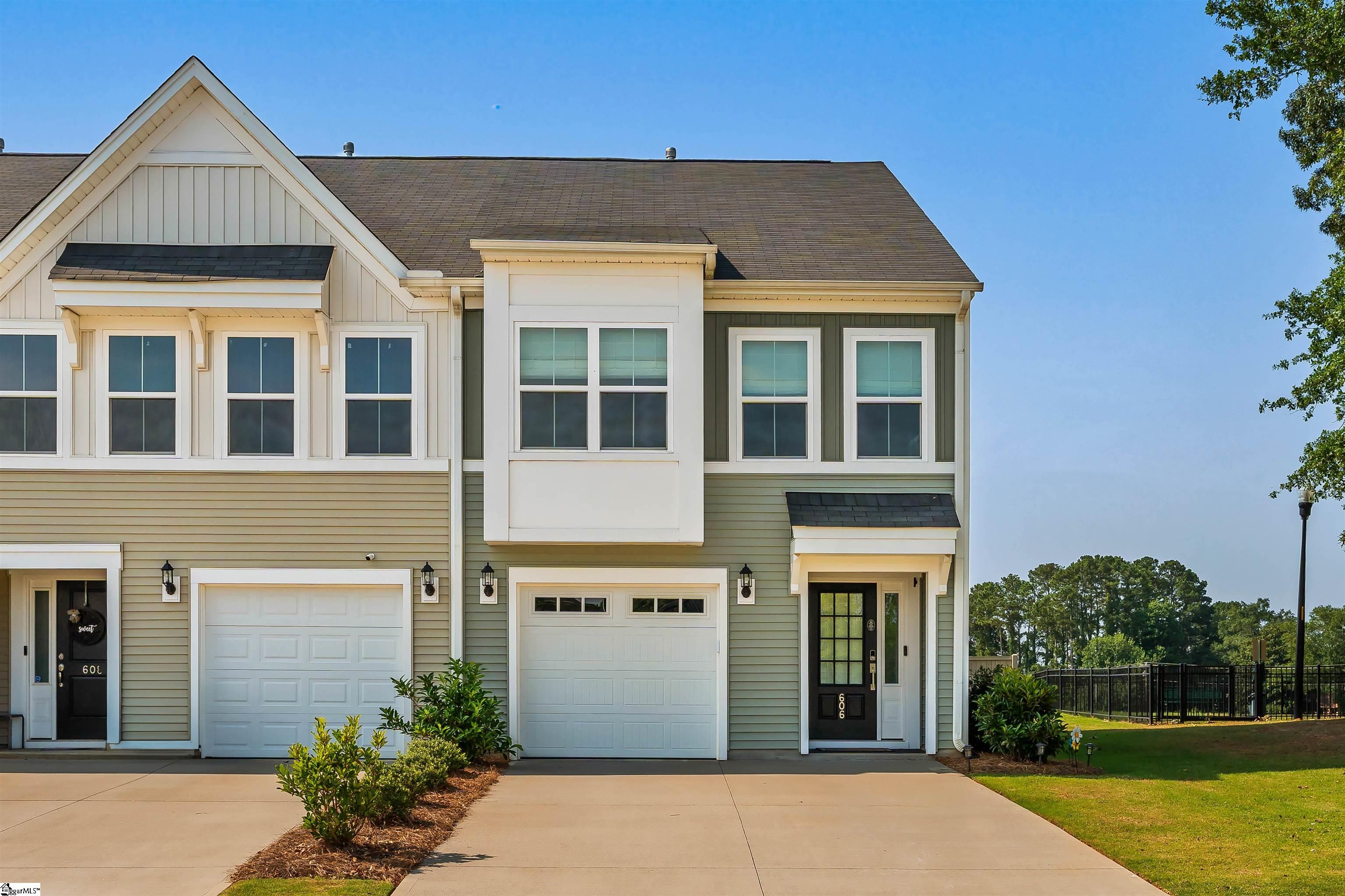 606 Blossom Run Property Photo 1