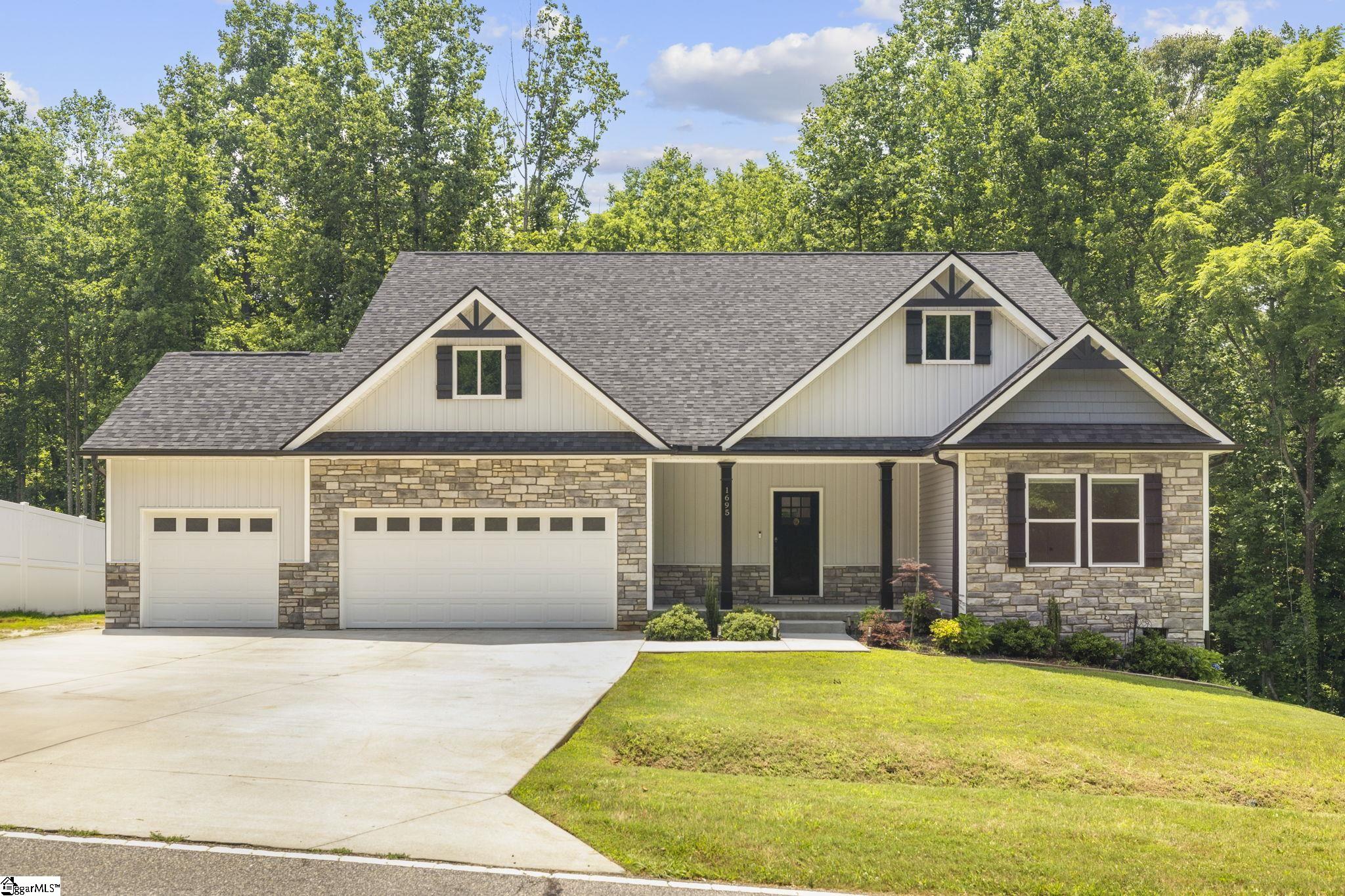 1695 Hickory Nut Road