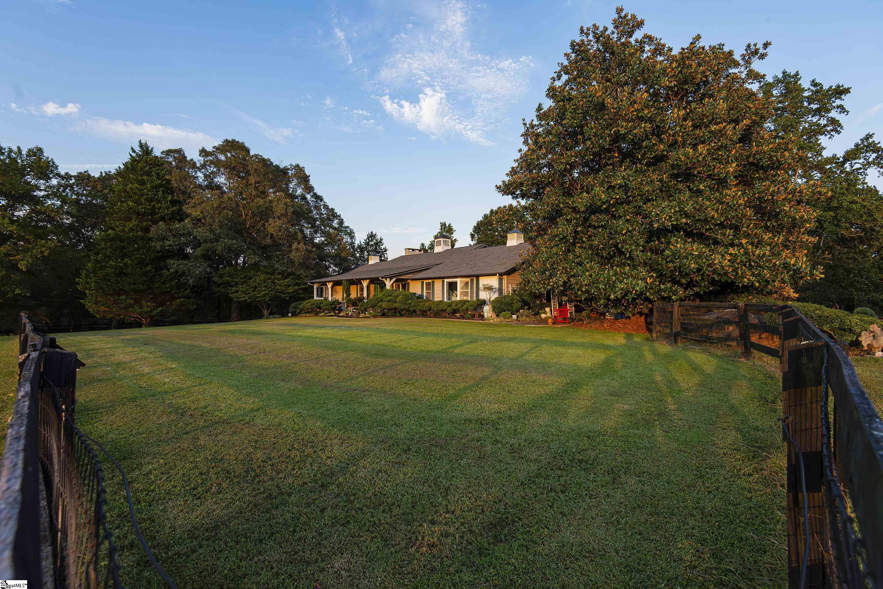315 Property Photo 4