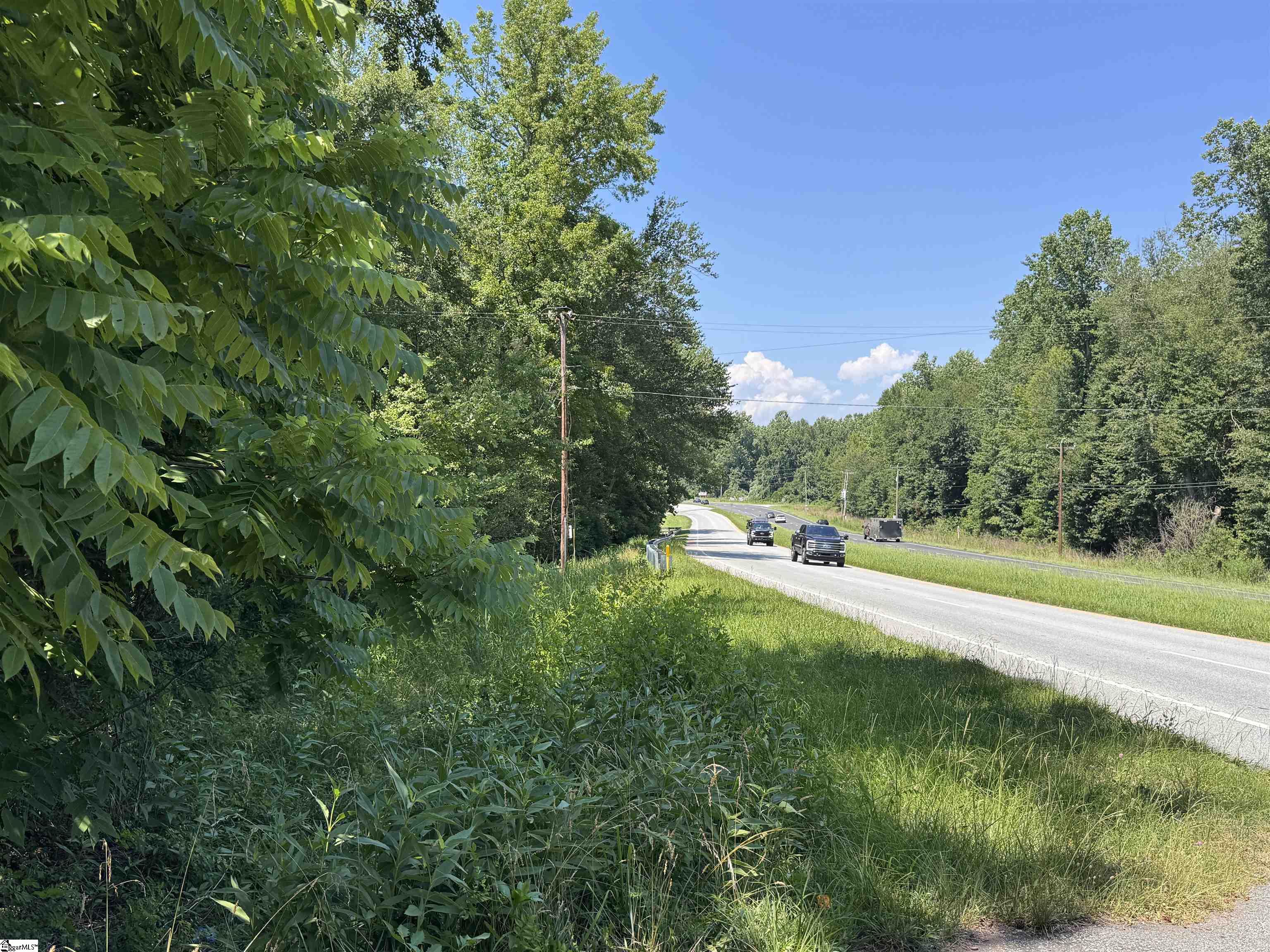 2133 North Highway 25 Property Photo 18
