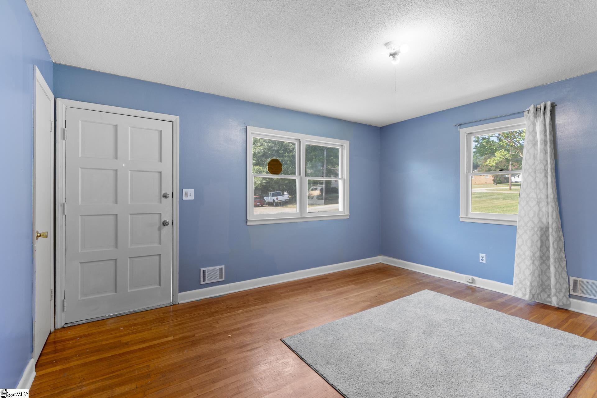 125 Shoally Street Property Photo 4