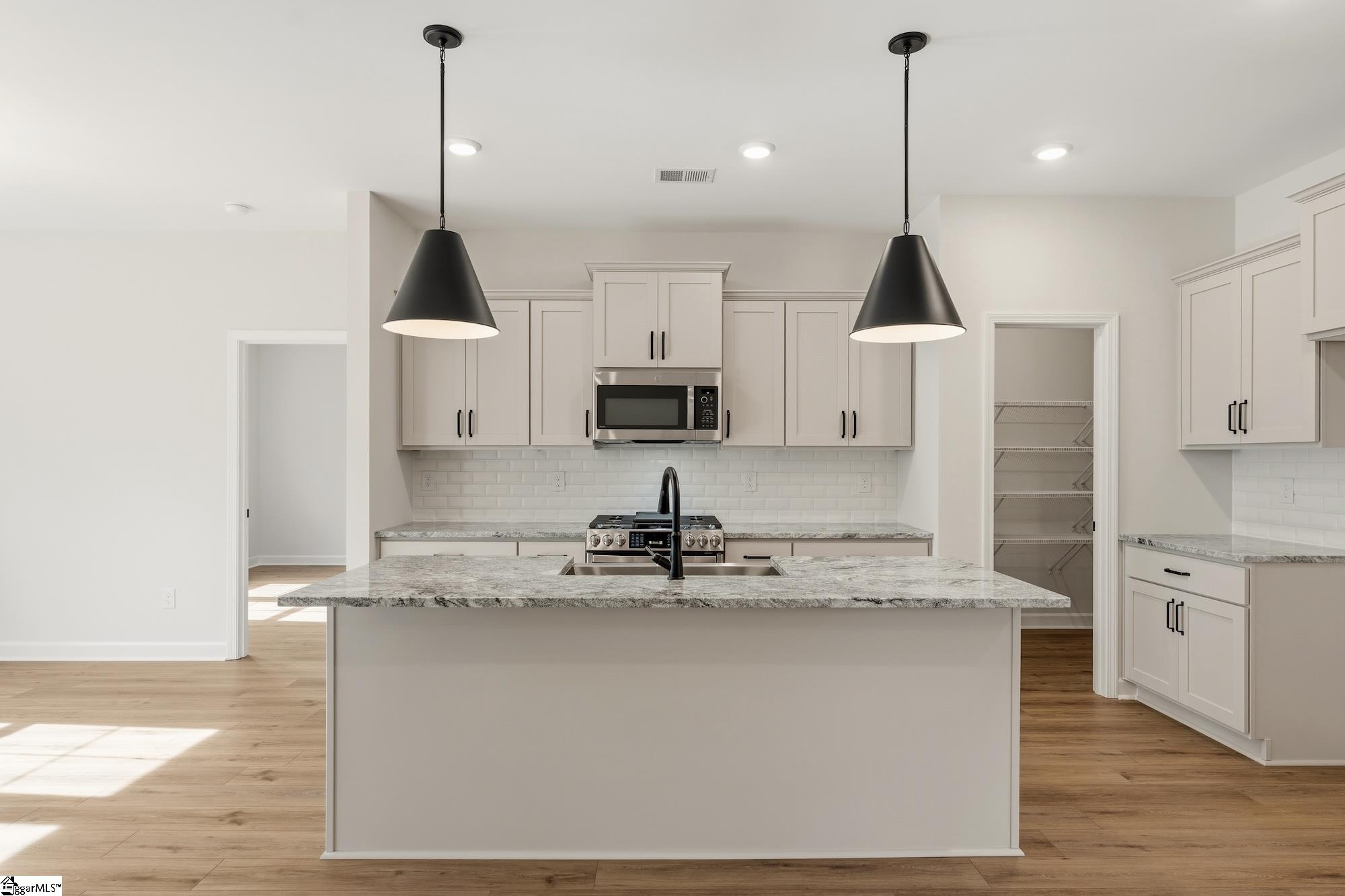 1112 Manse Jolly Road Property Photo 12