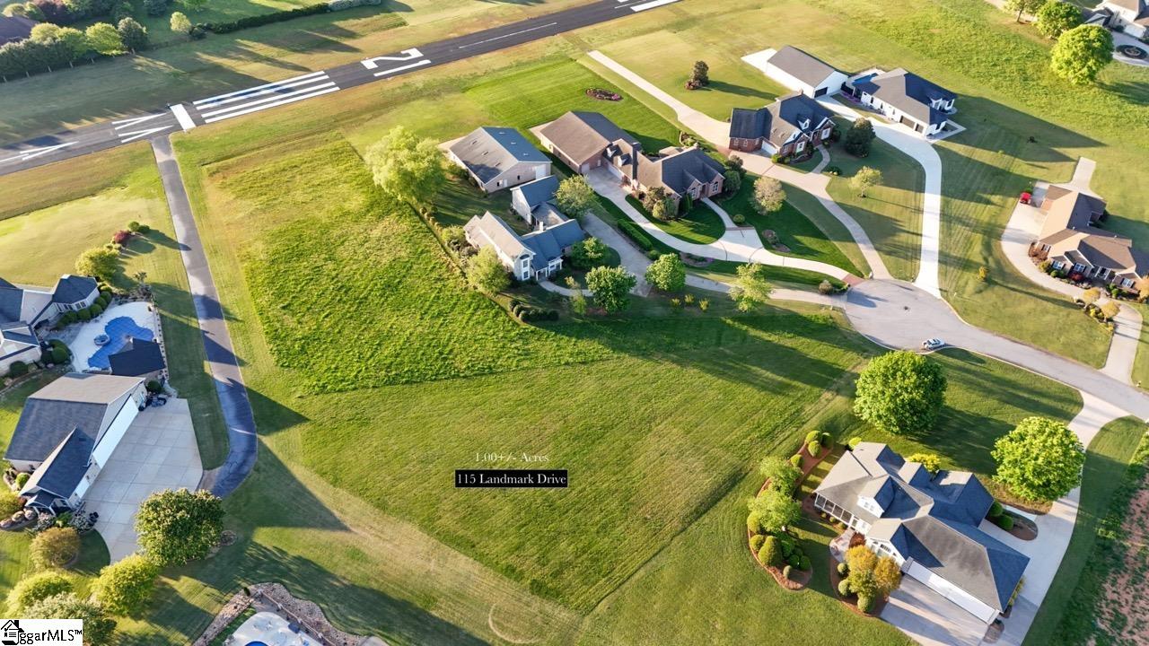 115 Landmark Drive Property Photo 7