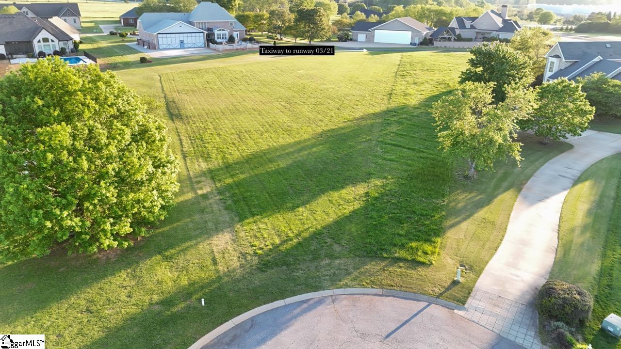 115 Landmark Drive Property Photo 8
