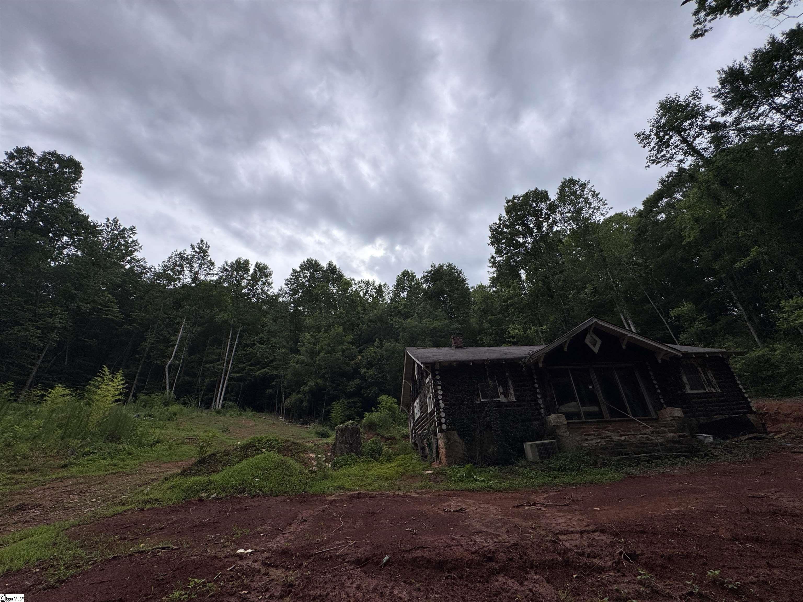 8875 N Tigerville Road Property Photo 24