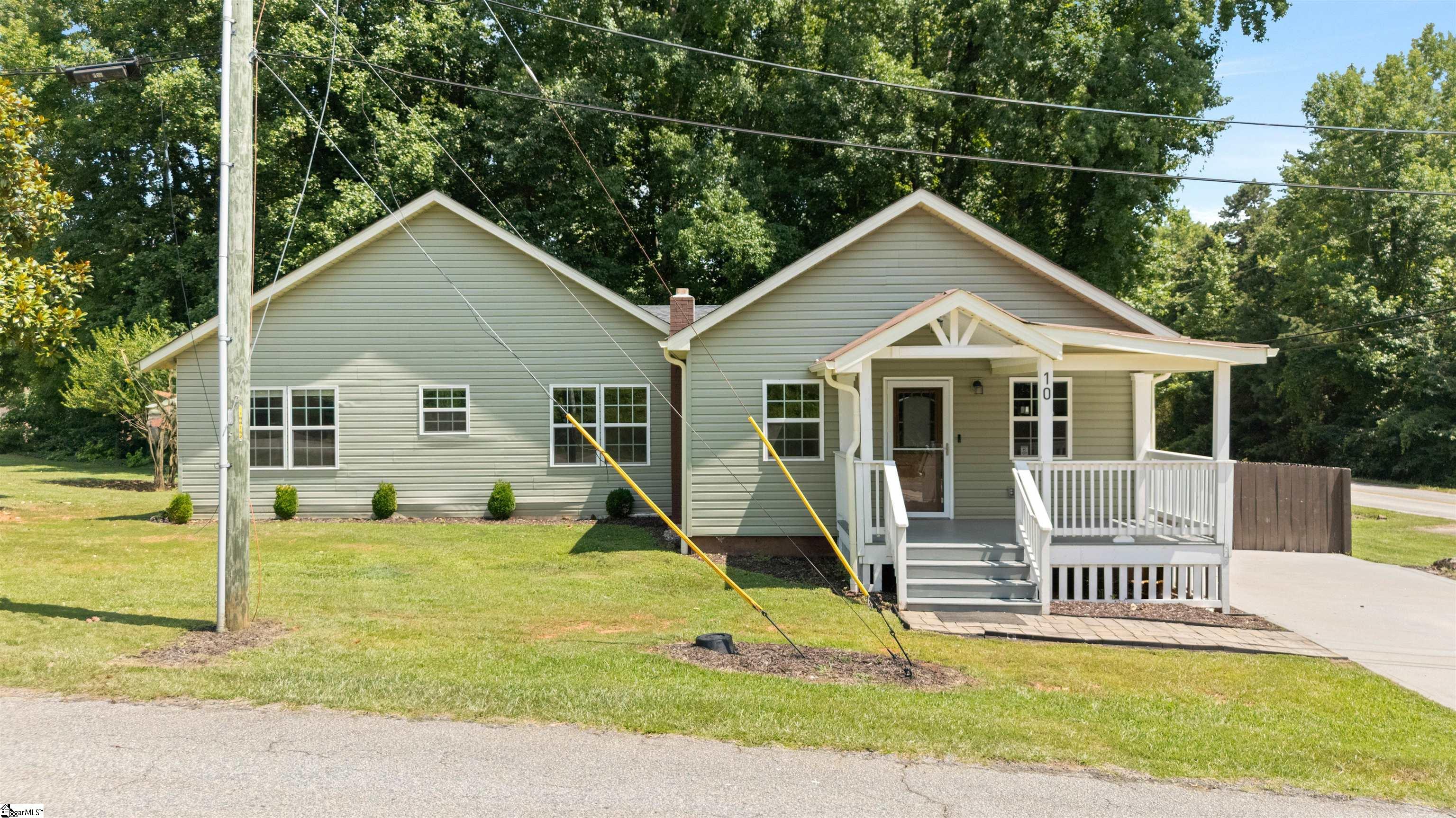 10 N Rockview Drive Property Photo 1
