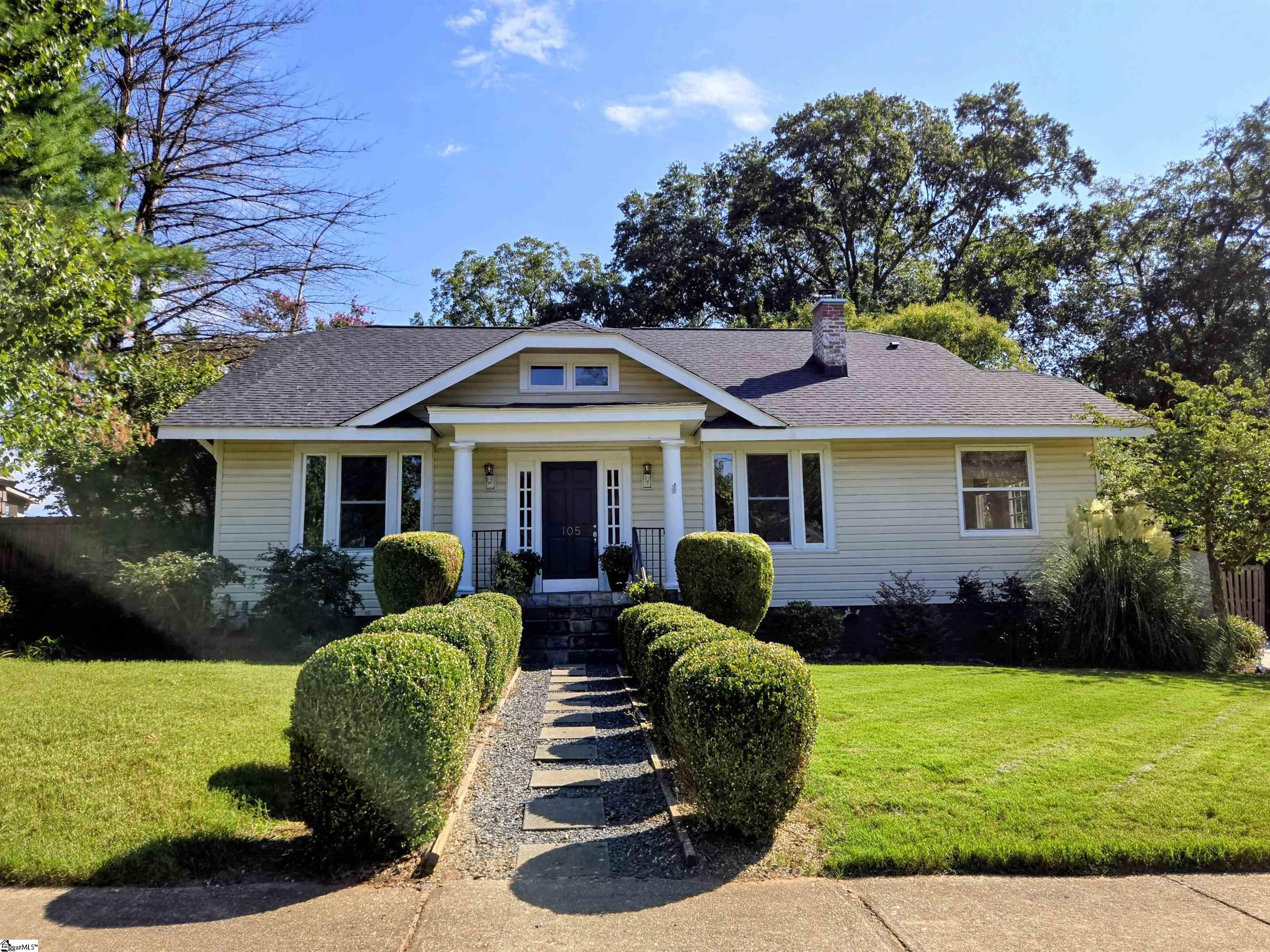 105 Ladson Street Property Photo 1