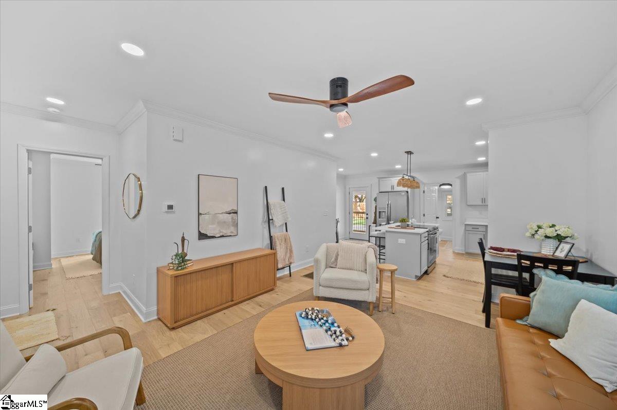 8 Baldwin Street Property Photo 6