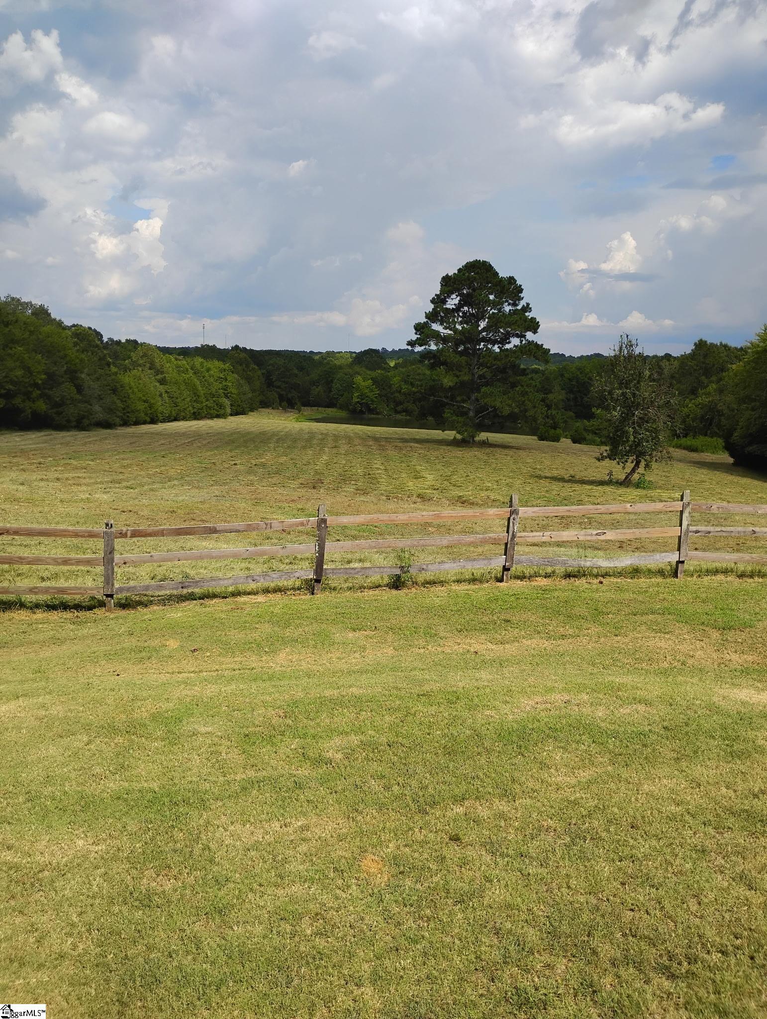 869 Meadowbrook Road Property Photo 1