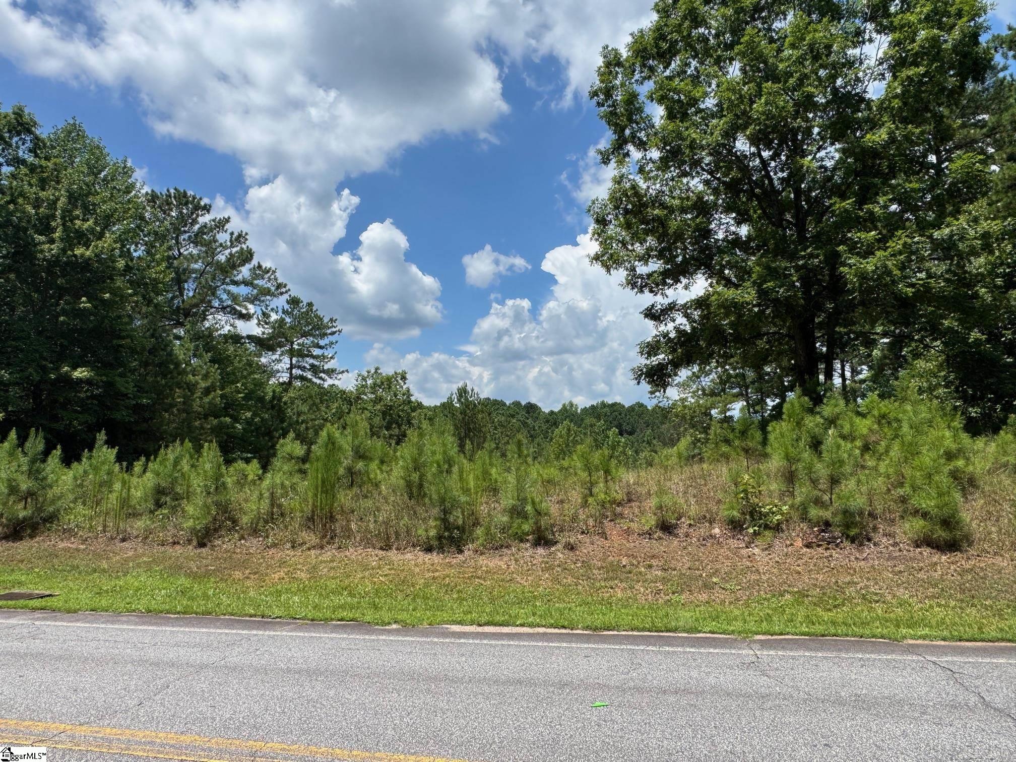 1563401 Property Photo 9