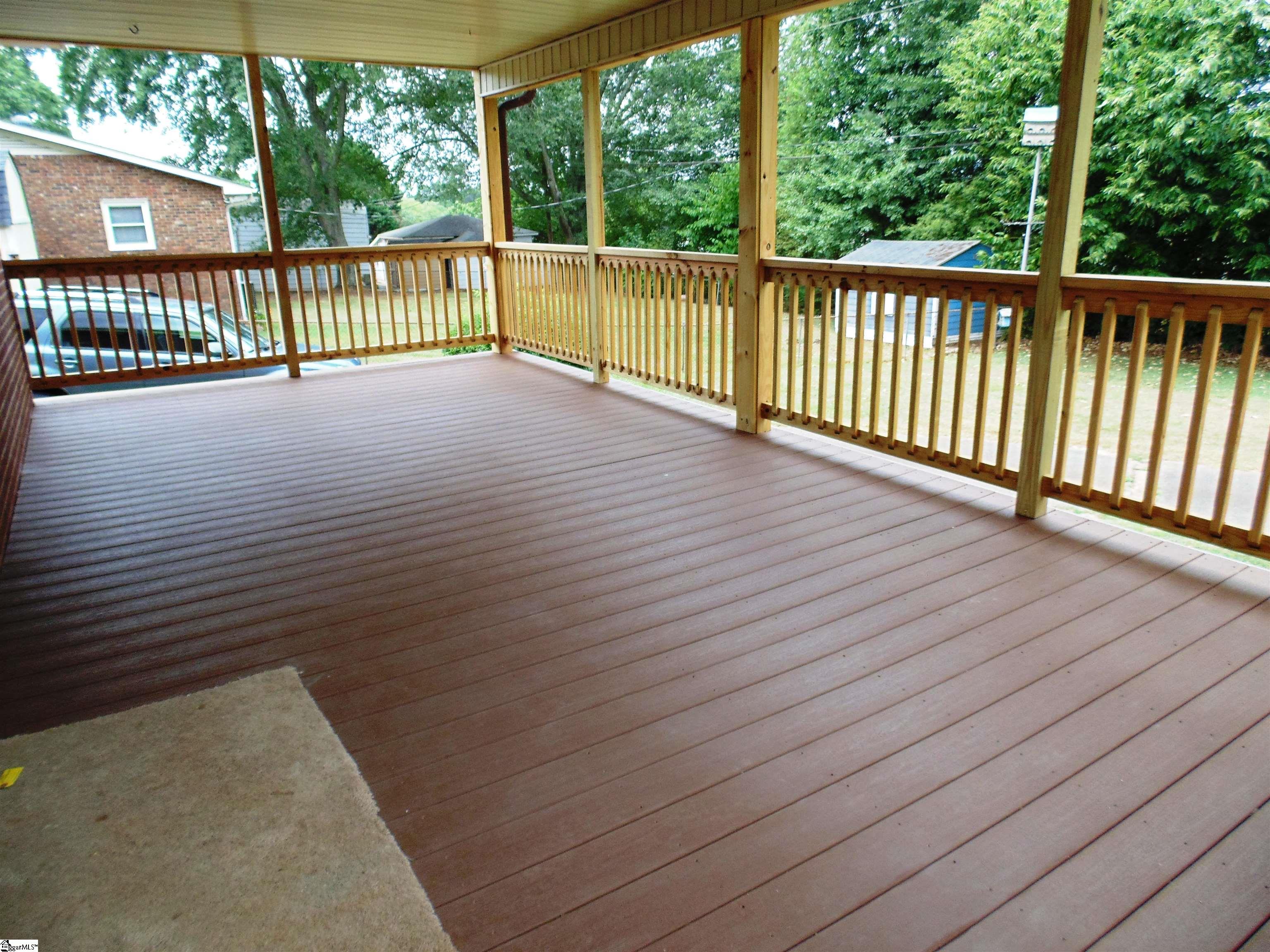 190 Clearview Hts Property Photo 10
