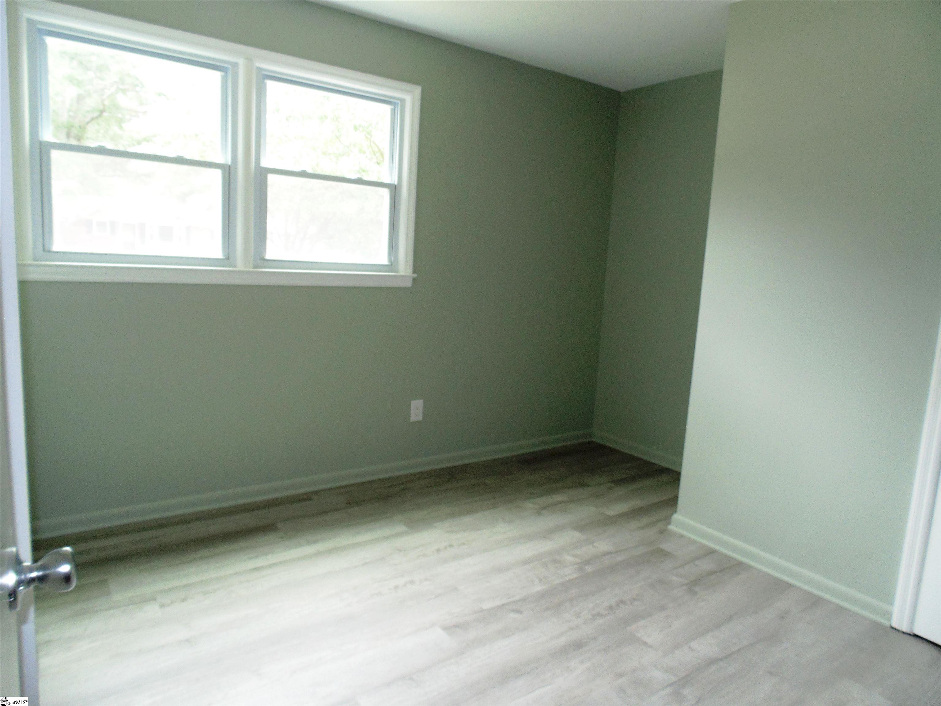 190 Clearview Hts Property Photo 19