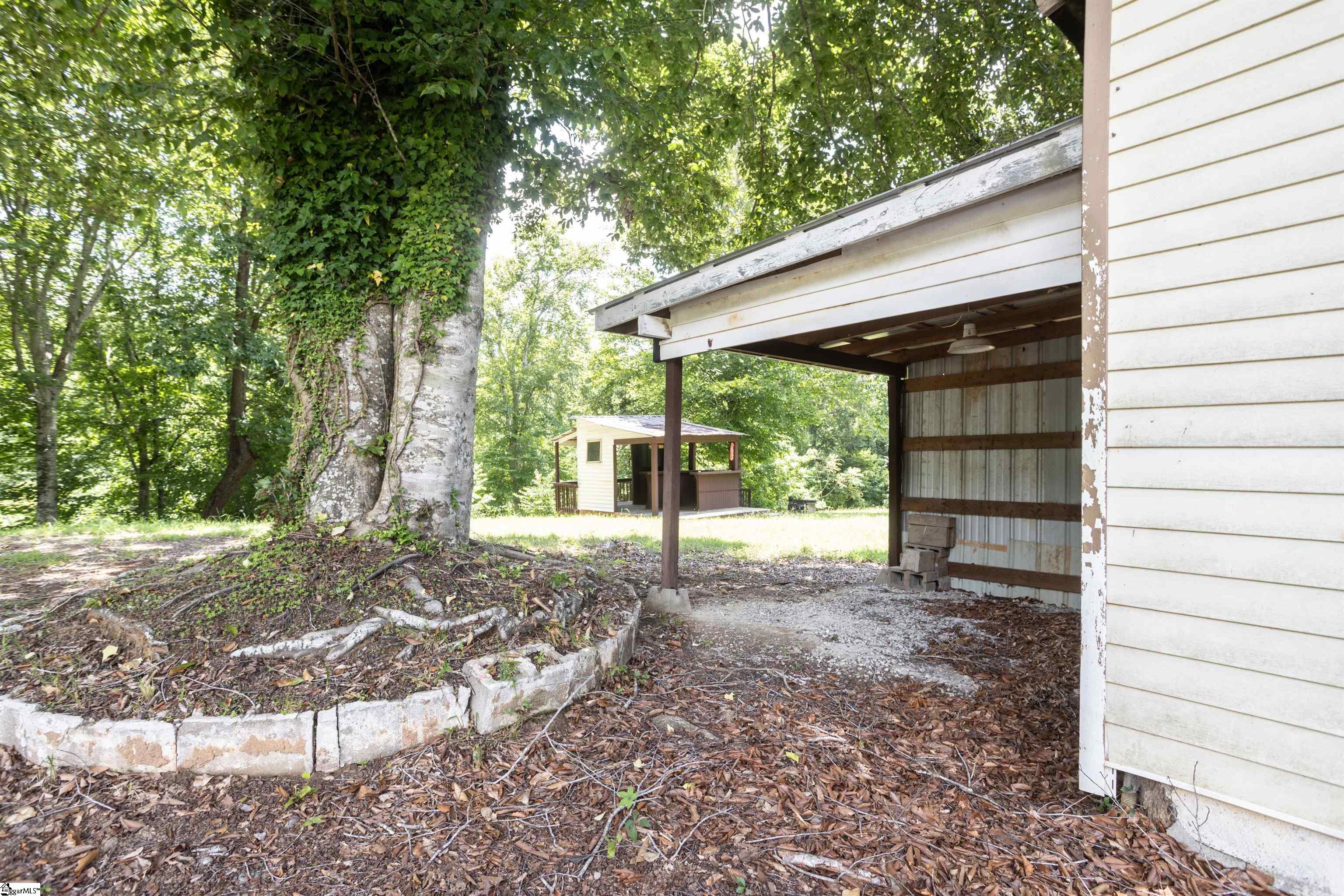 158 Brockeric Road Property Photo 8