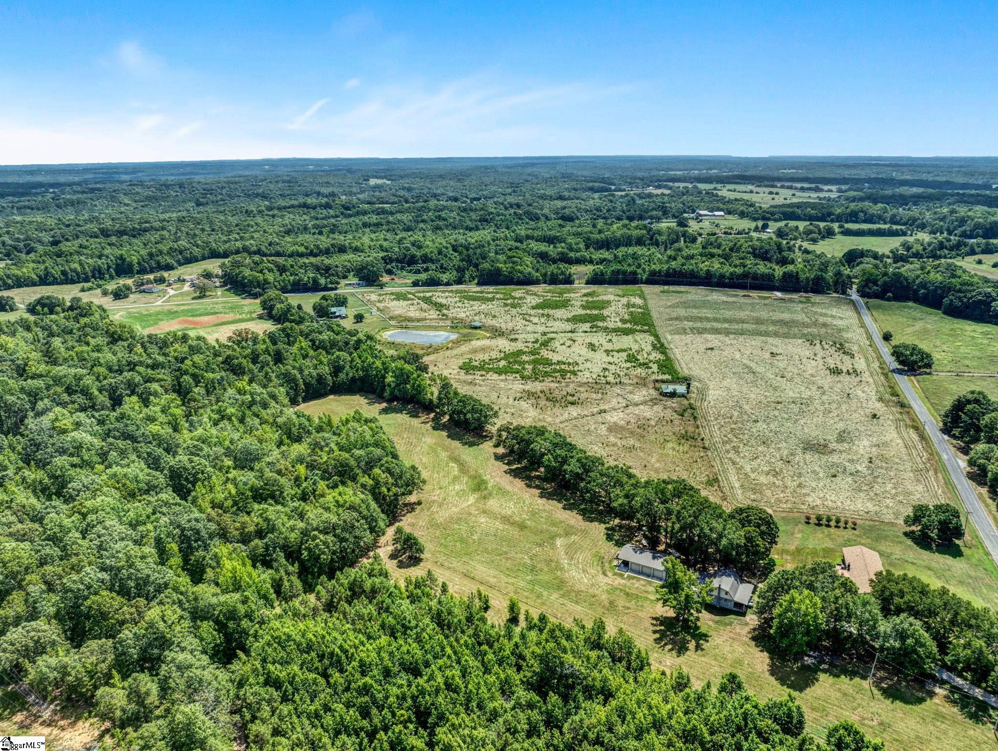 Friendship Road Property Photo 6