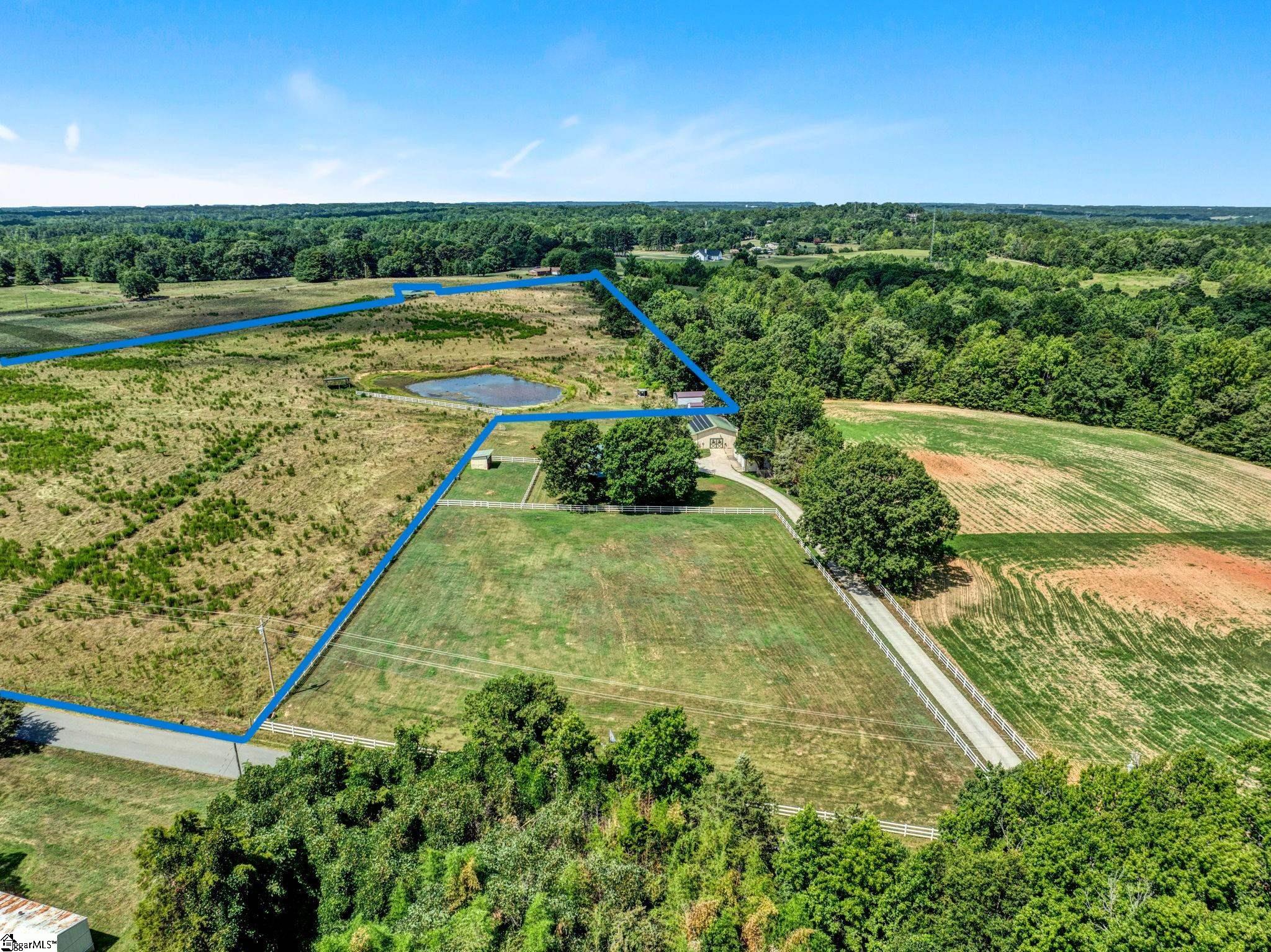 Friendship Road Property Photo 9