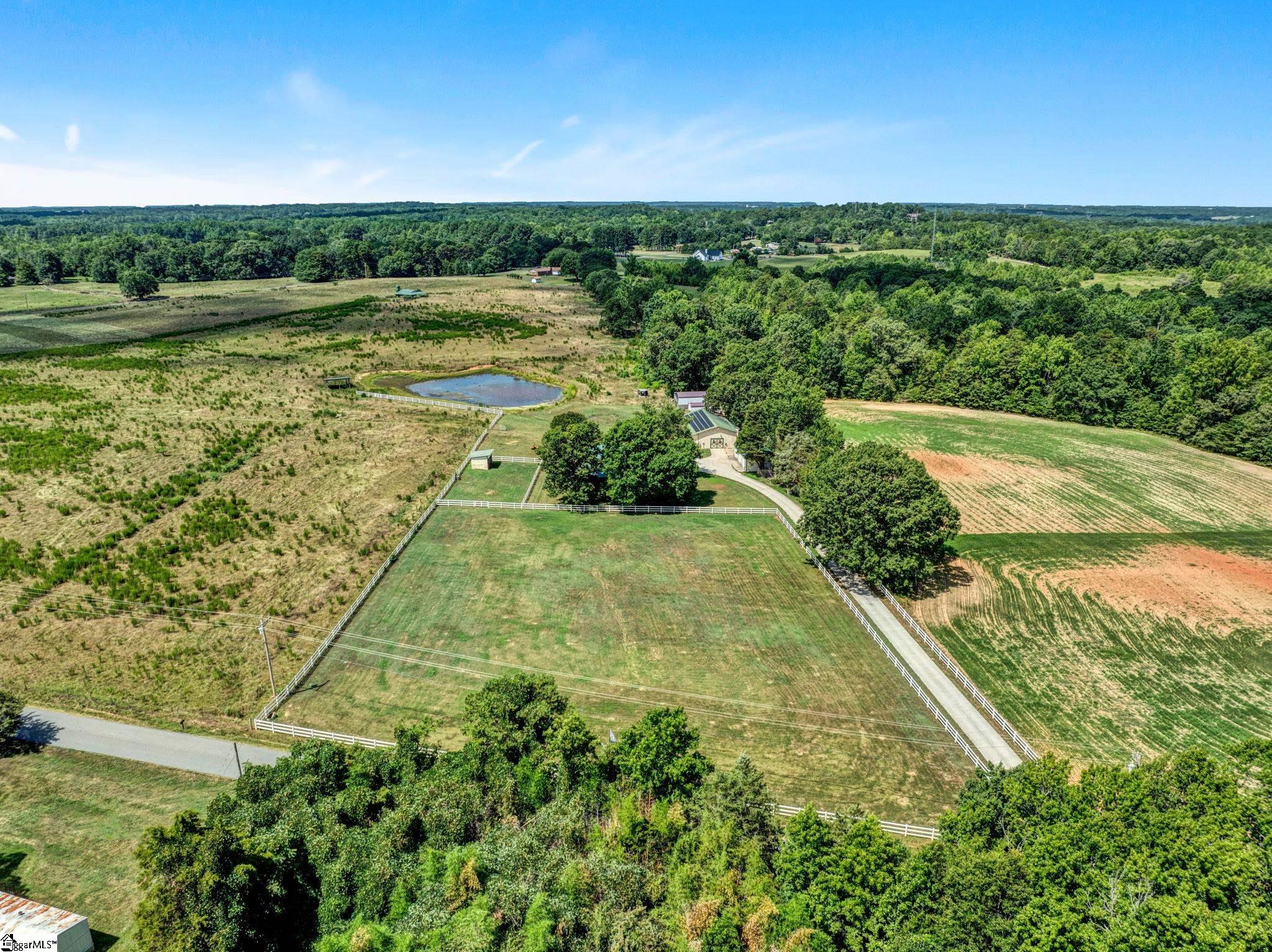 Friendship Road Property Photo 10