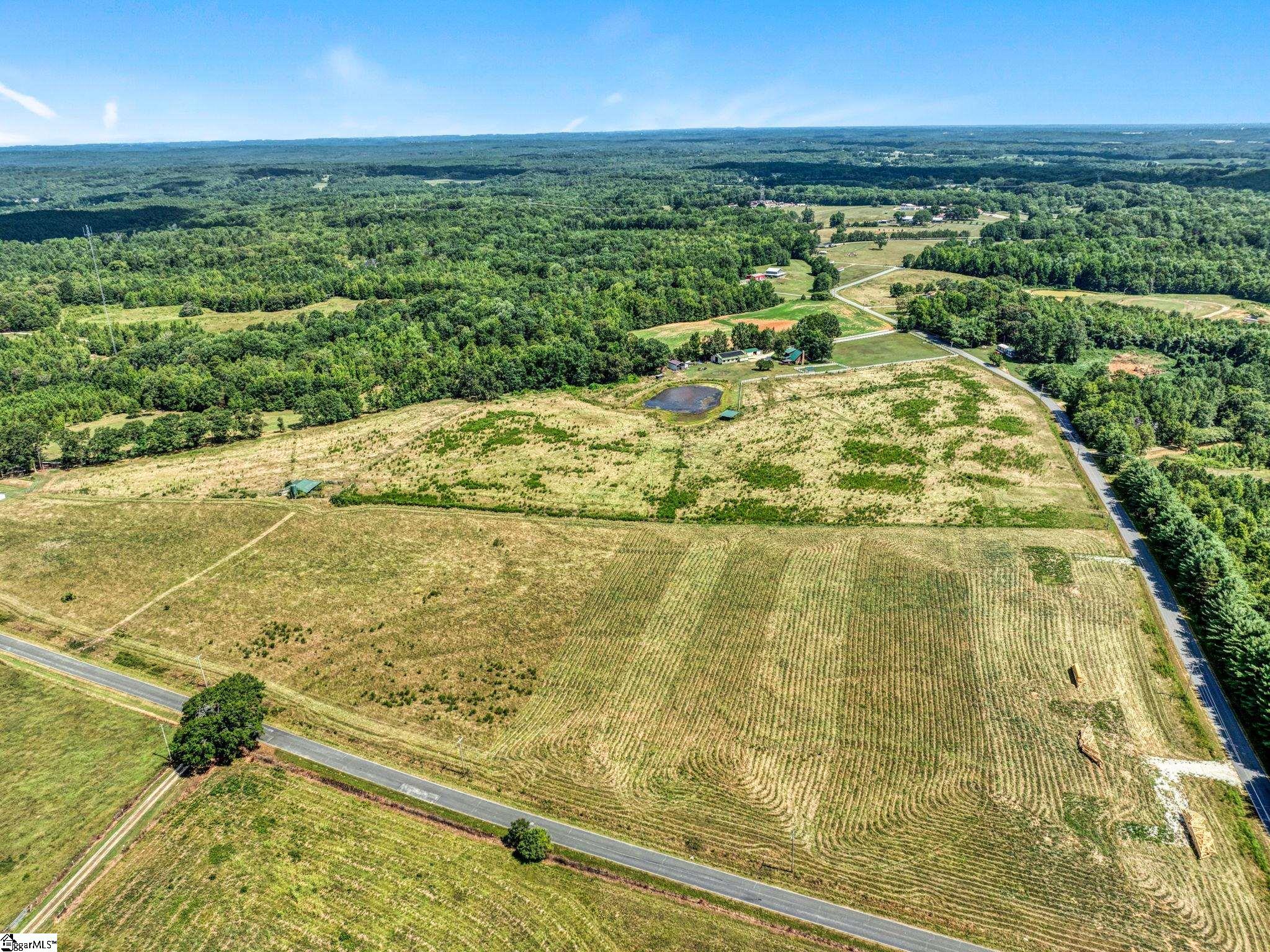 Friendship Road Property Photo 16
